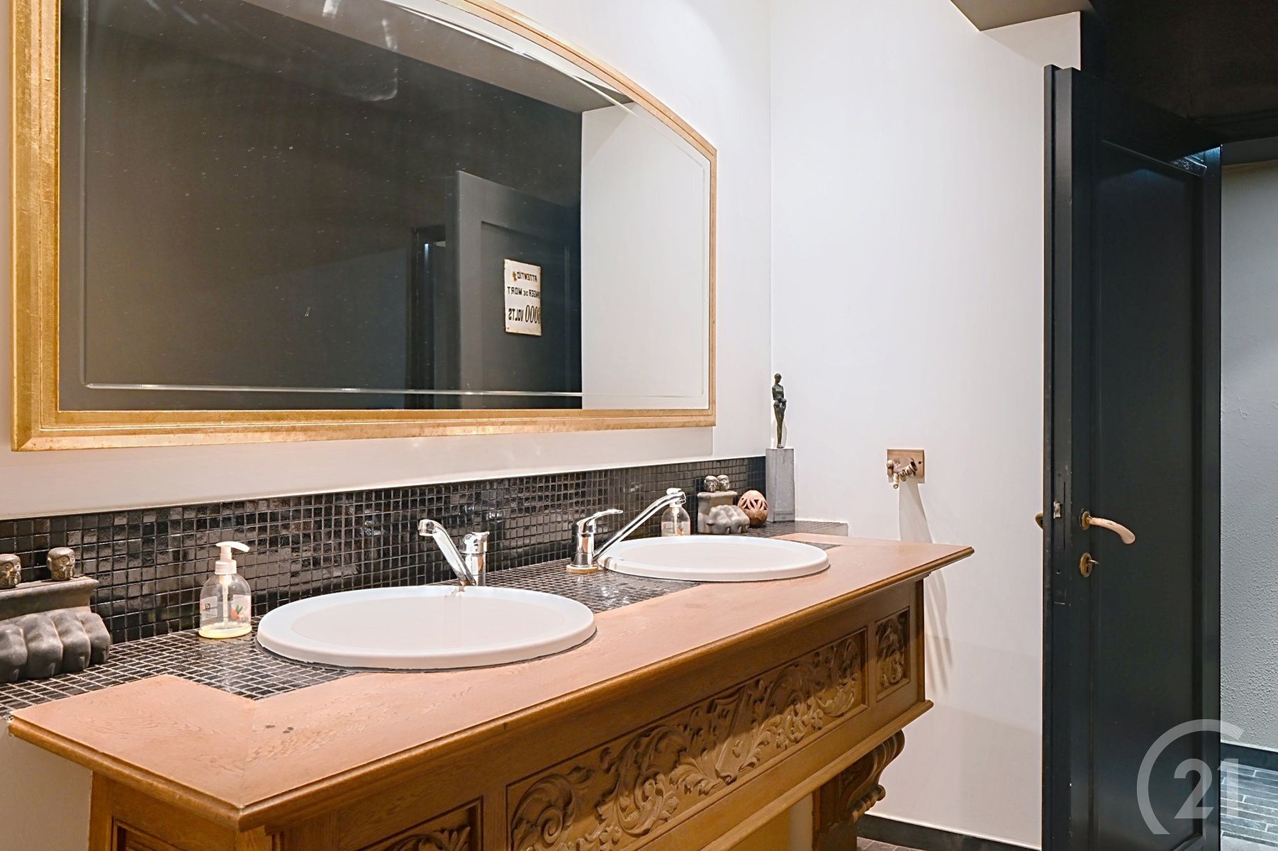 Exclusieve villa met karakter en prachtig uitzicht! foto 31