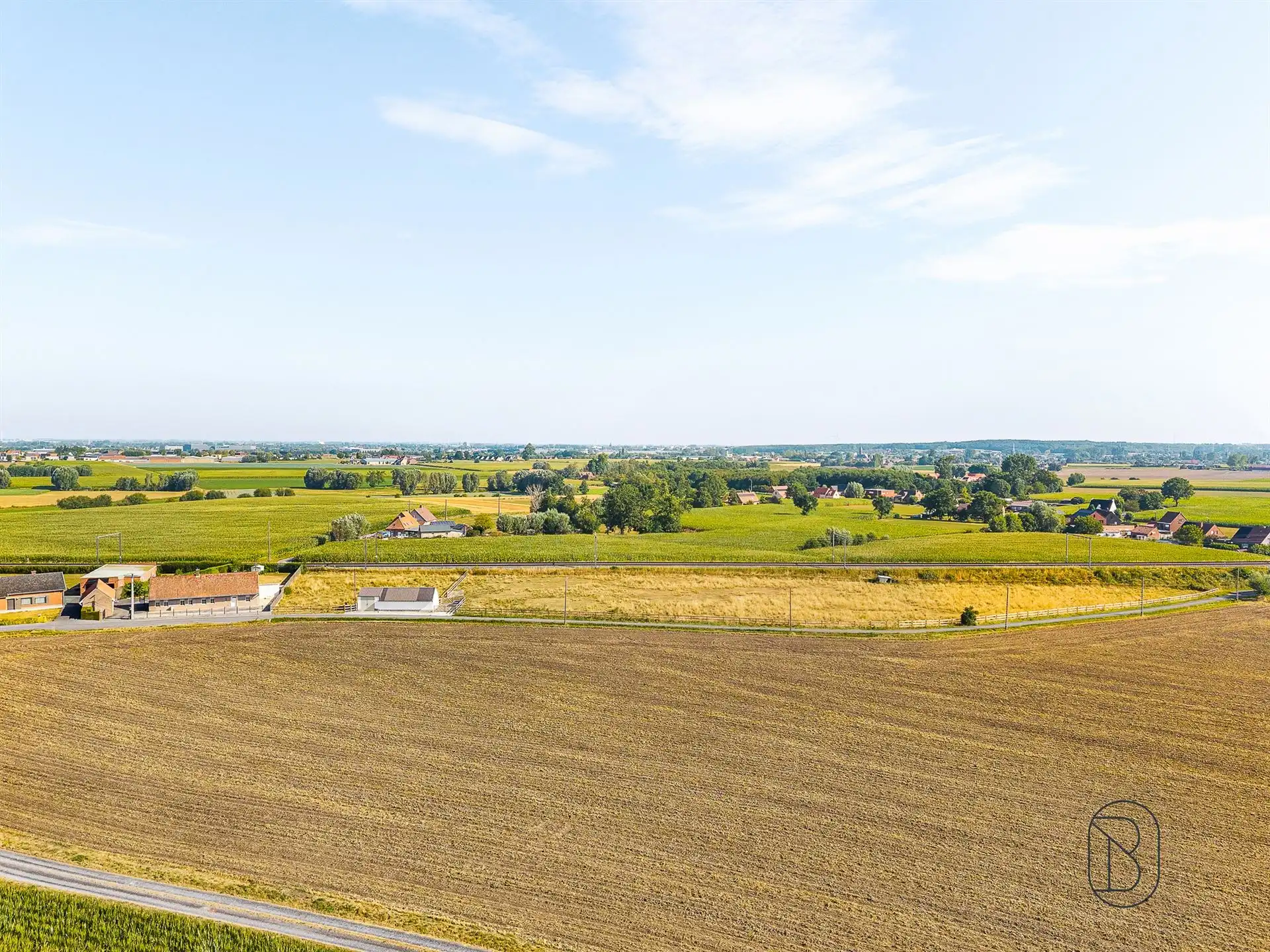 Fermette met paardenstalling en weide te Anzegem op 9.959m² foto 2