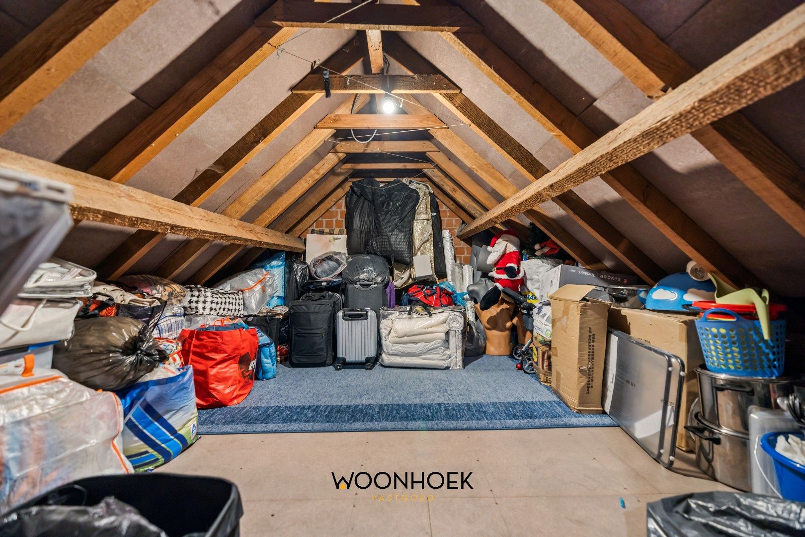 VERKOCHT! Binnen de maand! Woonhoek Vastgoed foto 20