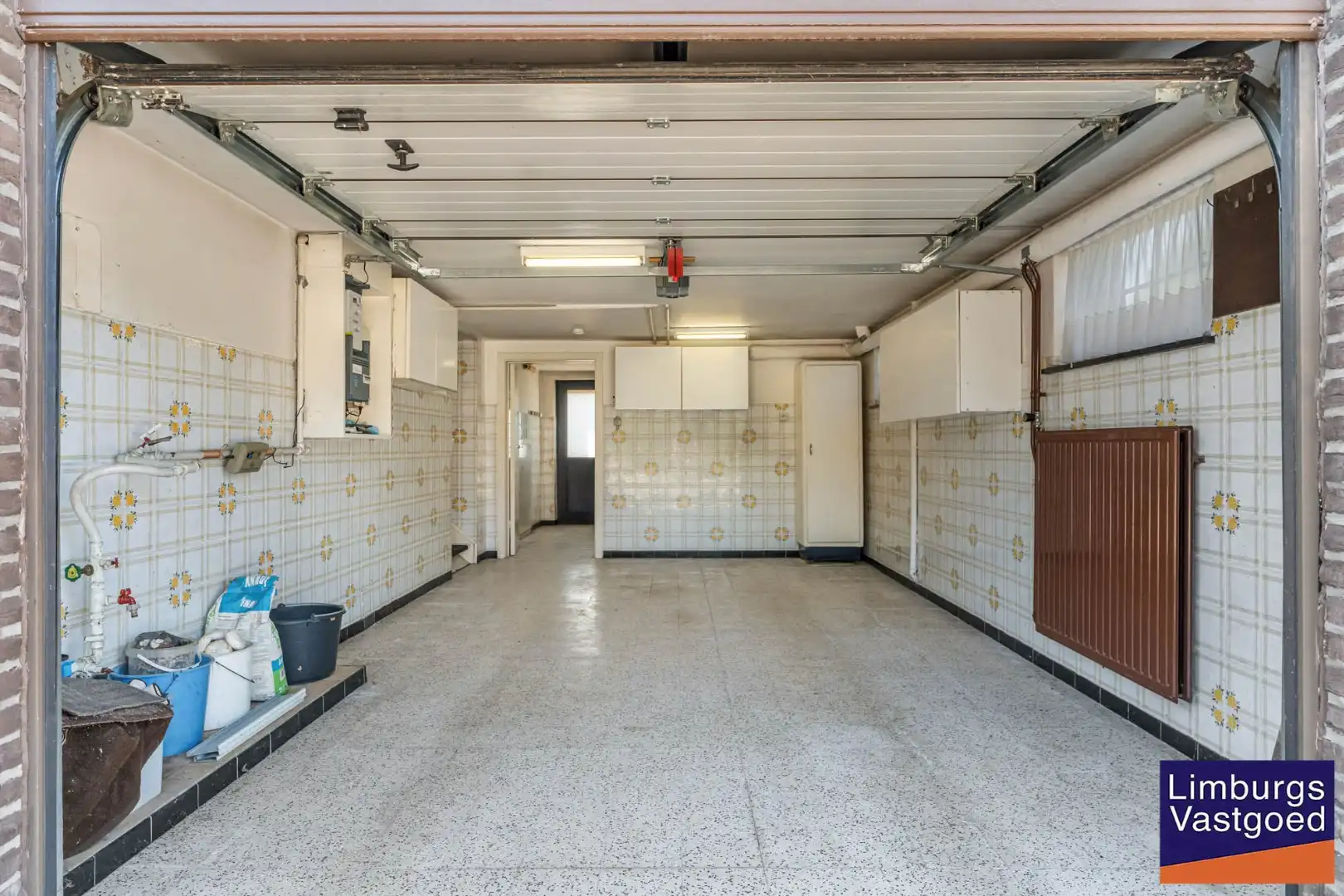 Vrijstaande woning met garage op gegeerde locatie te Kermt, 6a87ca foto 18