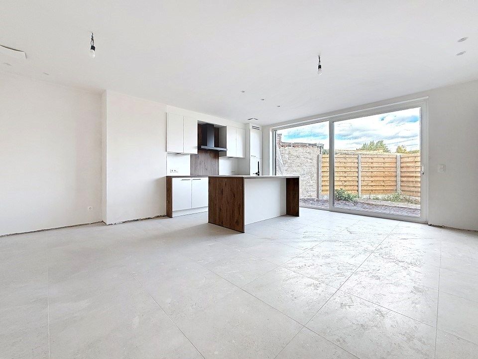 Centraal gelegen gelijkvloers appartement met 2 slaapkamers foto {{pictureIndex}}