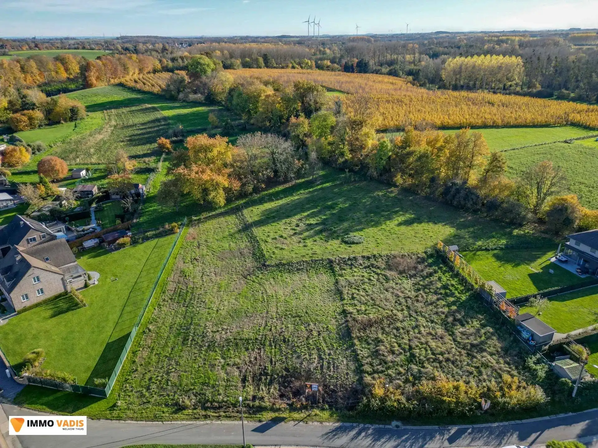 Landelijke gelegen bouwgrond voor  halfopen bebouwing foto {{pictureIndex}}