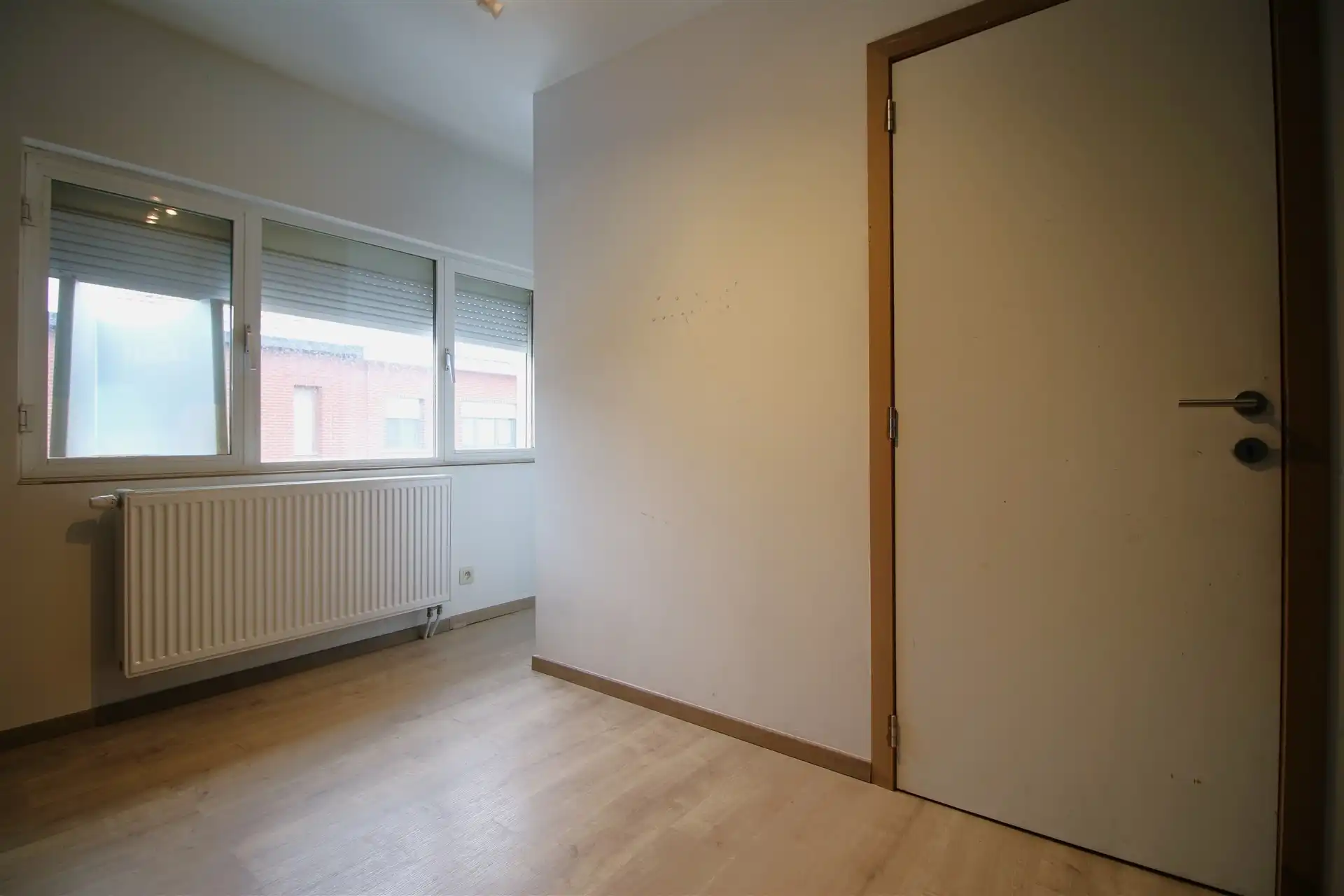Vernieuwde gezellige woning in centrum Ruisbroek foto 16
