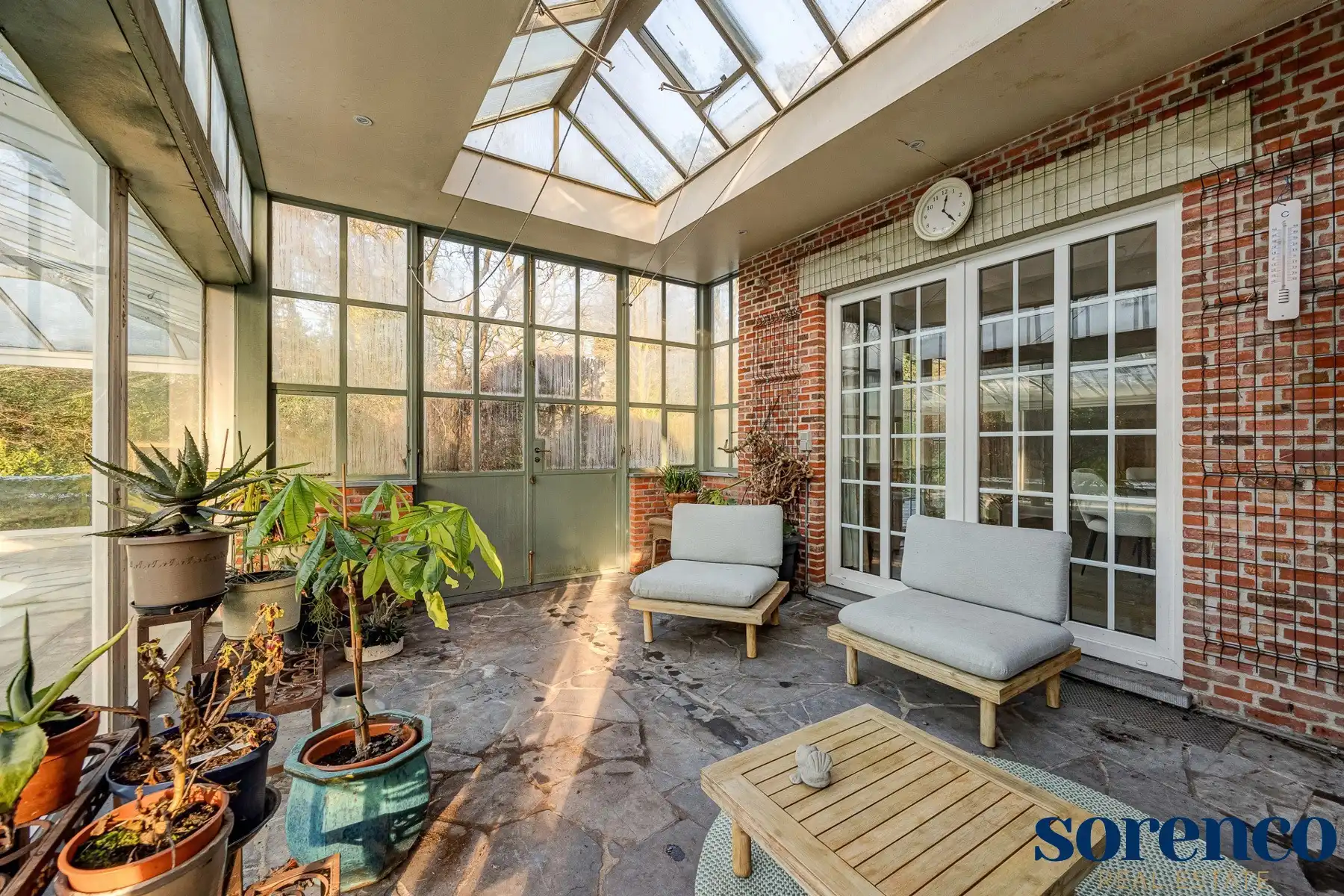 Charmante villa met zwembad op een mooi perceel  foto 6