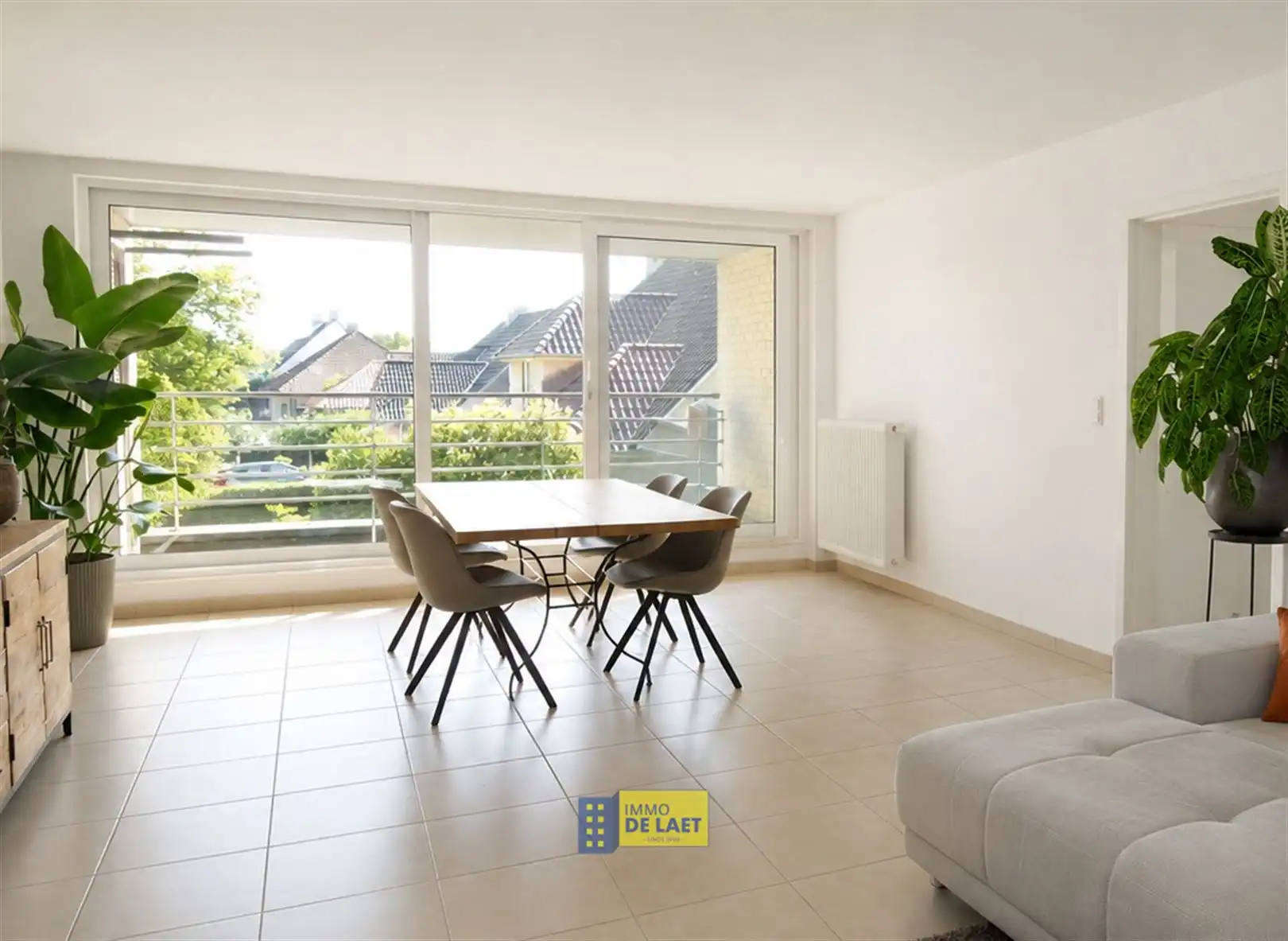 Appartement met twee slaapkamers en riant terras  foto 4