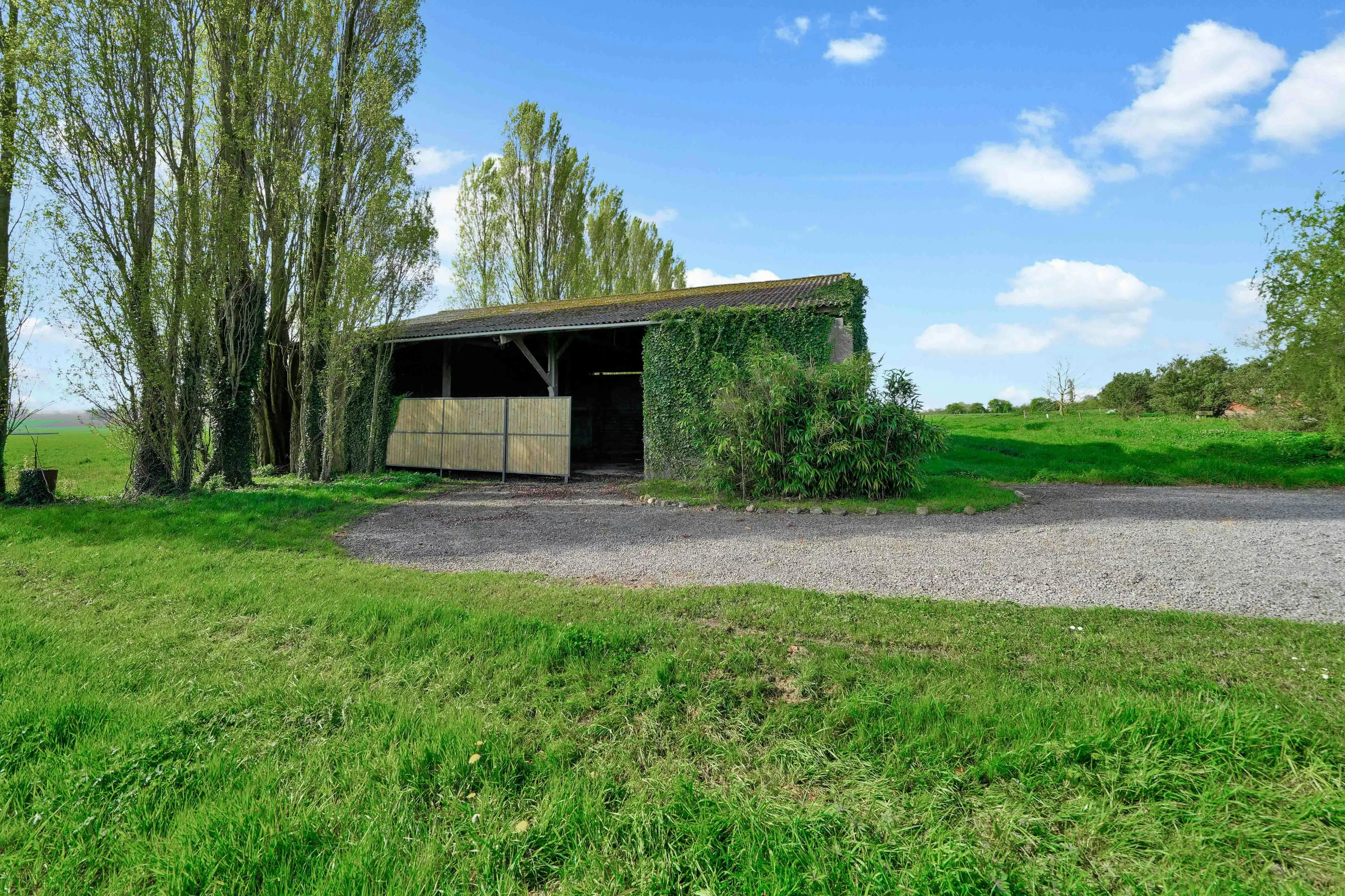 Uitzonderlijke woning te koop op idyllische ligging in Mesen foto 39