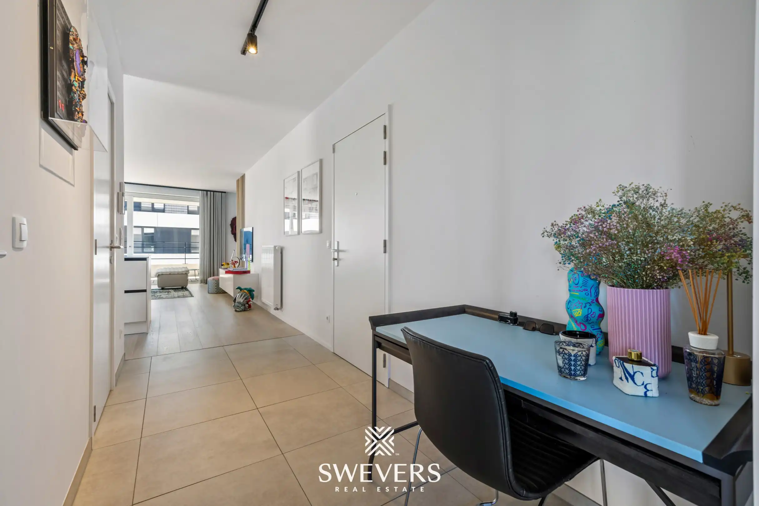 Luxueus appartement met zicht op het kanaal en ruim terras op zuidzicht in Hasselt foto 12