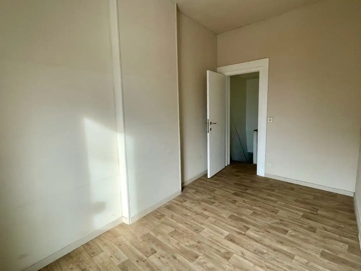 Knusse woning met extra berging en perceel tuinzone - conformiteitsattest foto 12