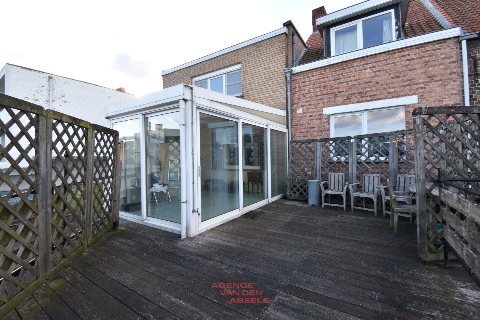 Polyvalente woning met ruime garage en opslagruimte van 155m2 foto 21
