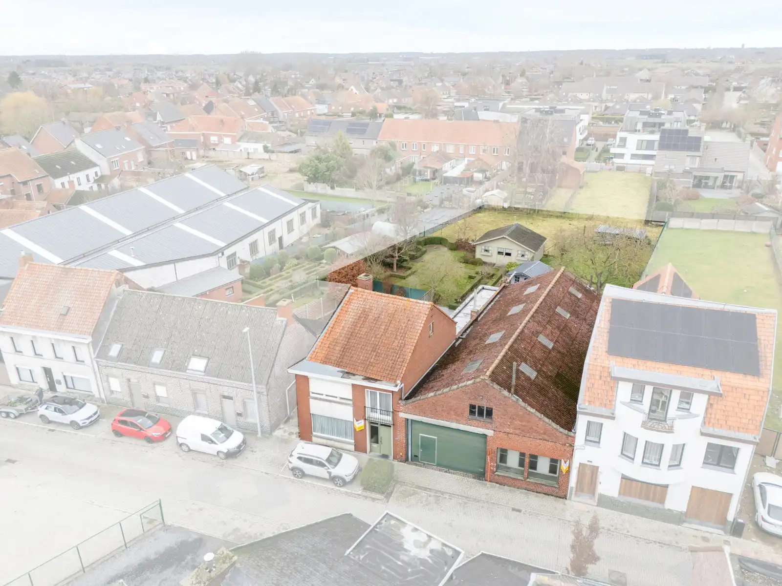 Hoofdfoto van de publicatie: Woning met aanpalende loods op 1.443 m²