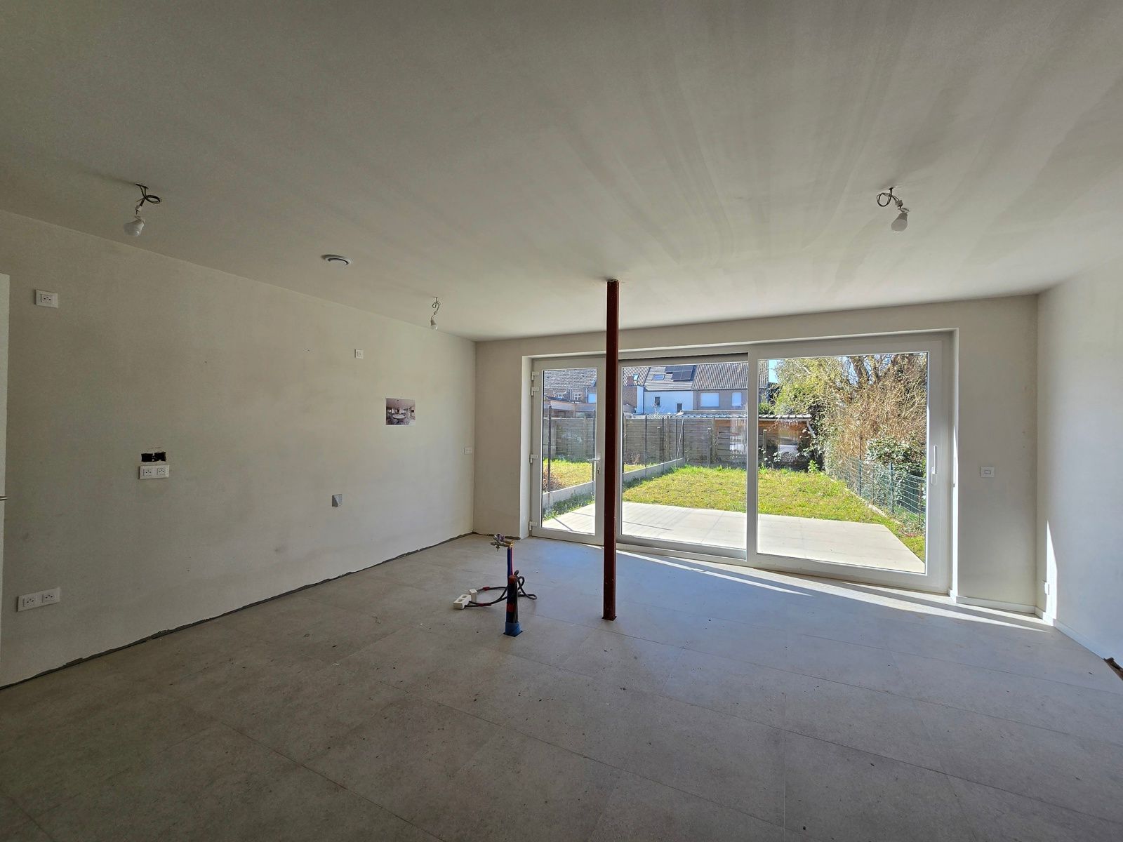 Moderne nieuwbouwwoning foto 8