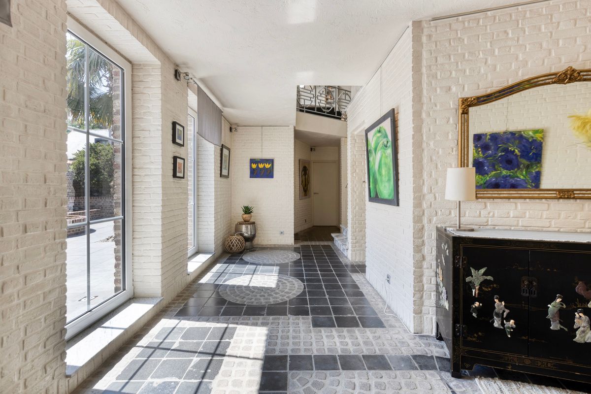 Authentieke hoevewoning met gezellige binnenkoer foto 4