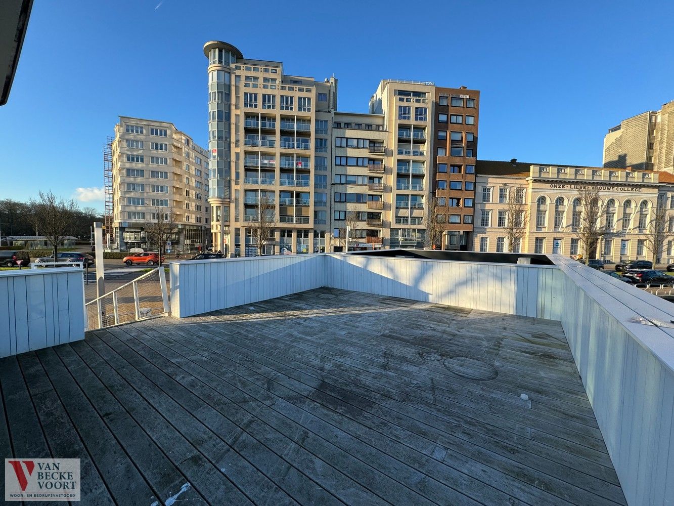 Drijvende horecazaak op een adembenemende locatie foto 17