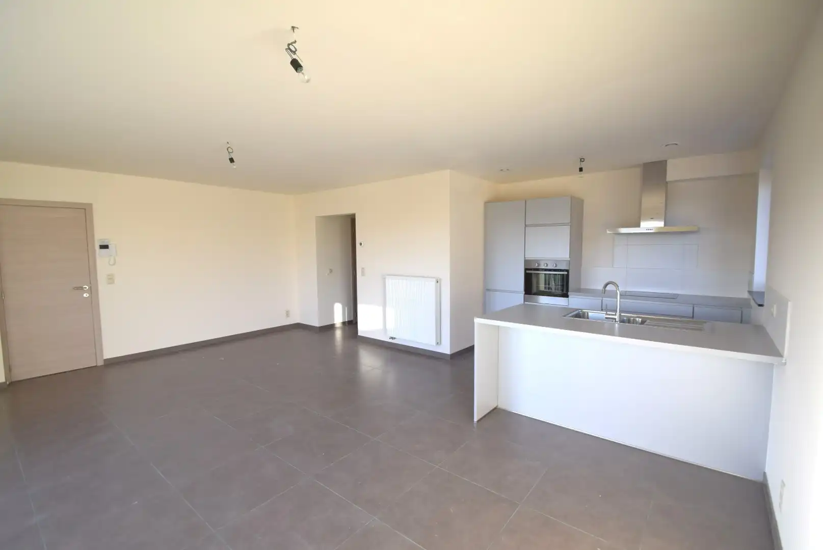 Recent appartement met 2 slaapkamers en garage in het centrum van Herzele foto 4