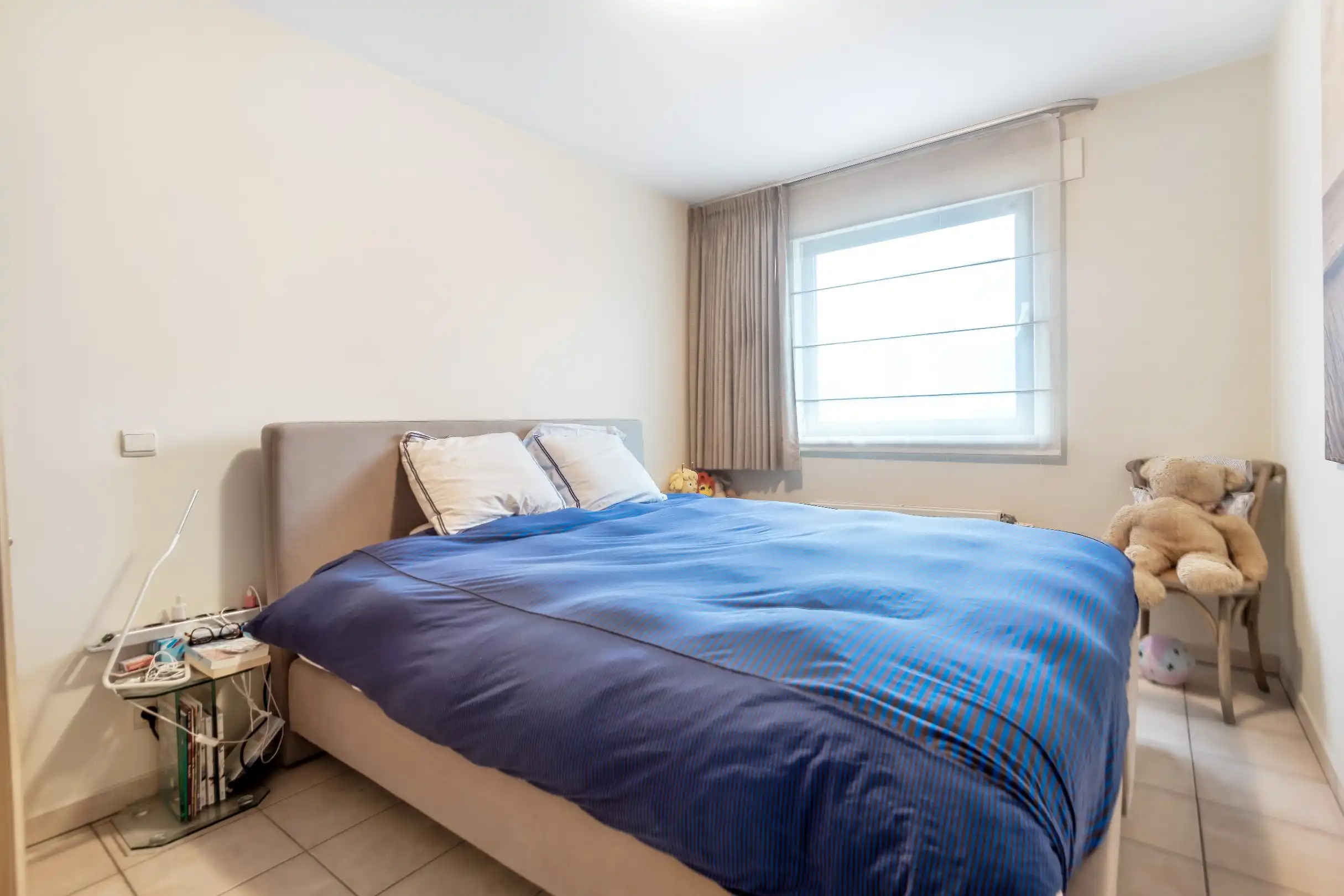 Heel centraal en verzorgd app. vlakbij het Van Bunnenplein. Parking mogelijk. foto 7