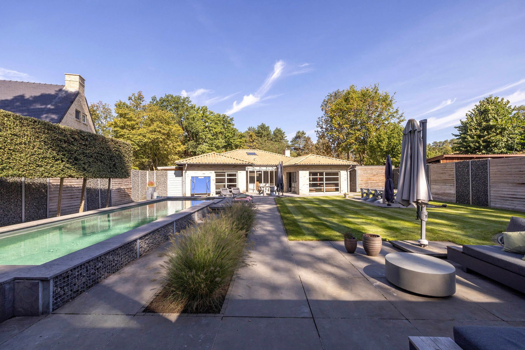 Laagbouwvilla met 3 slpk, 2 bdk, zwembad en poolhouse foto 24