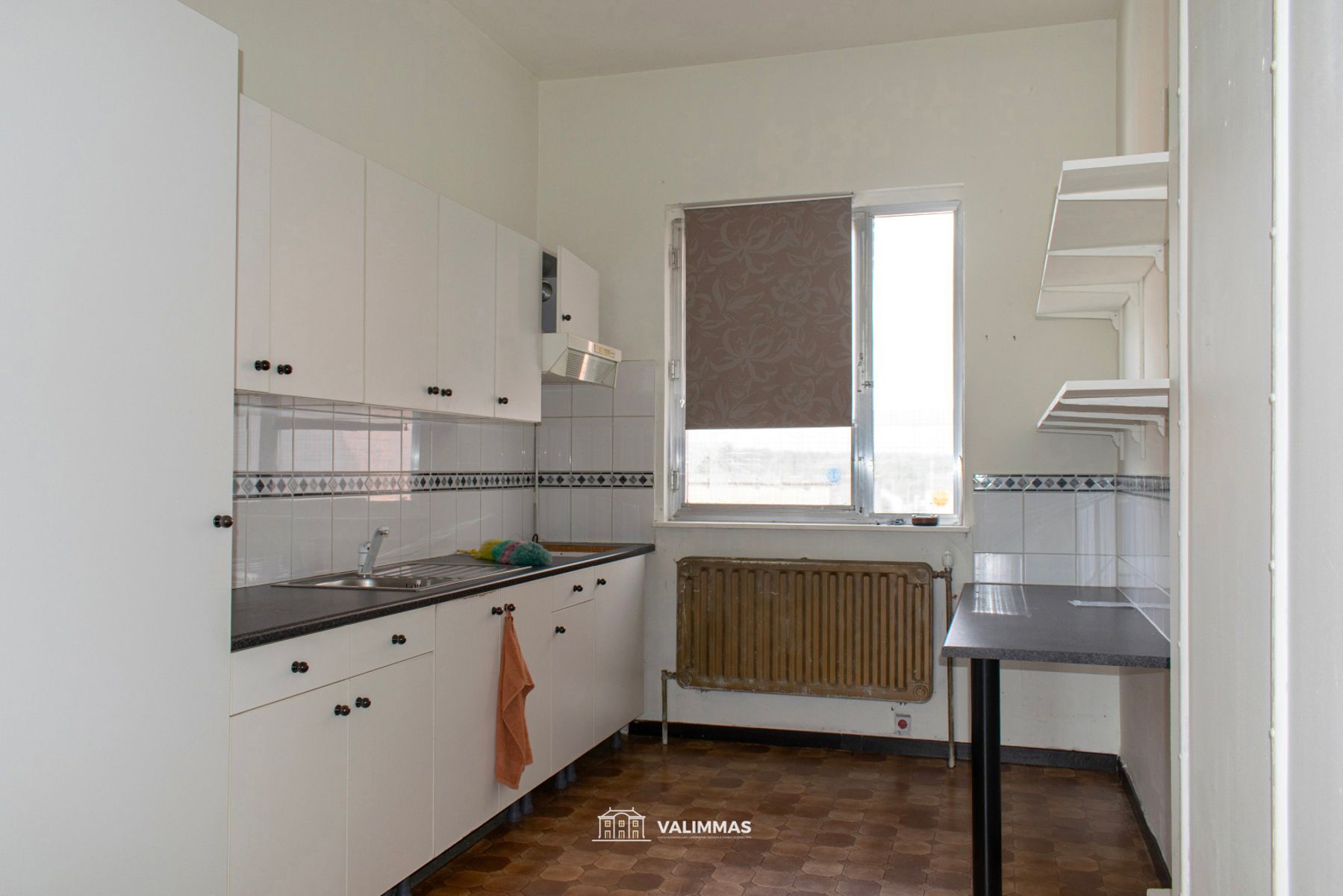 Ruime woning mt bijgebouwen & atelier (achteraan bereikbaar) foto 12