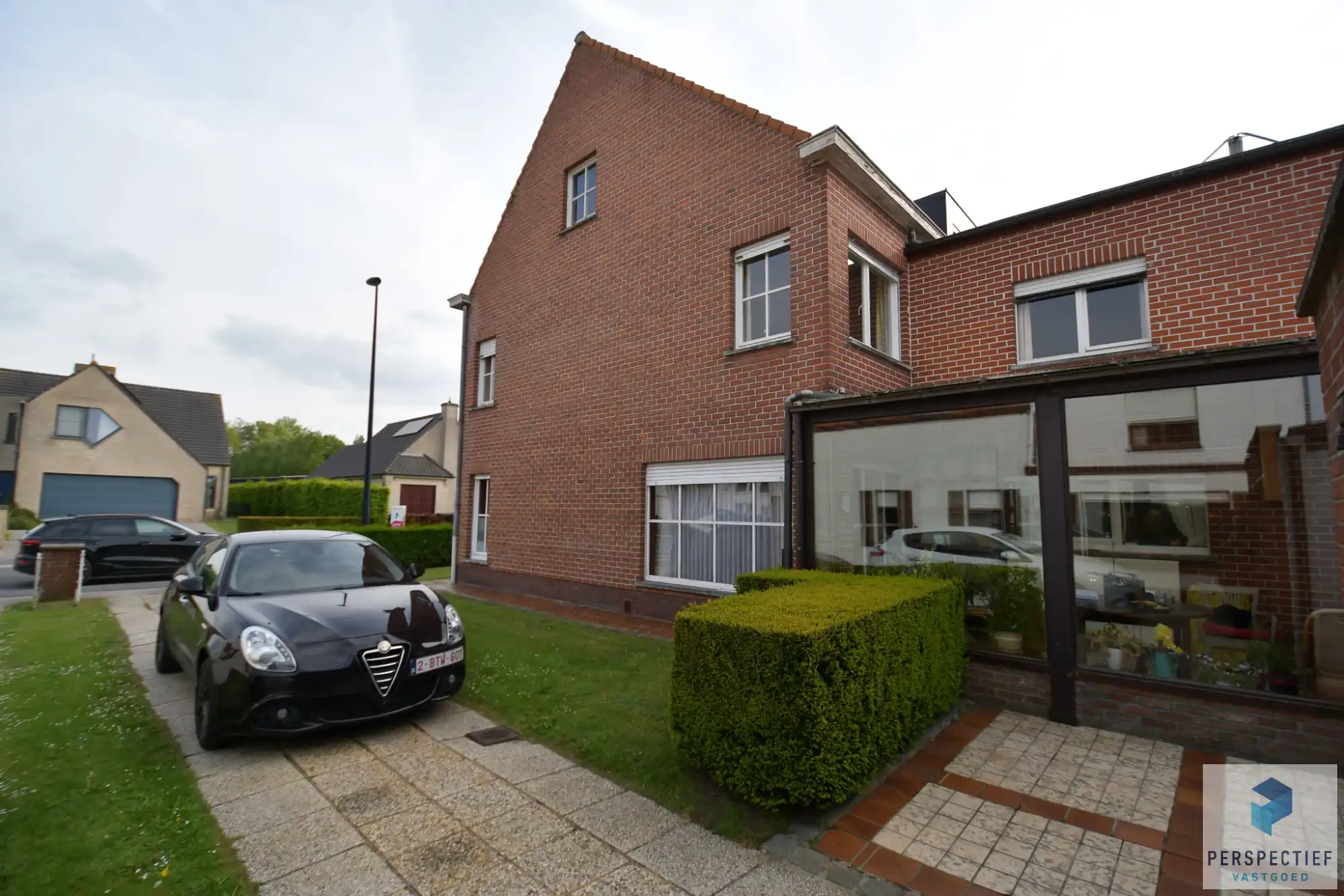 Rustig en centraal gelegen woning met landelijk uitzicht, grote garage en tuin foto 7