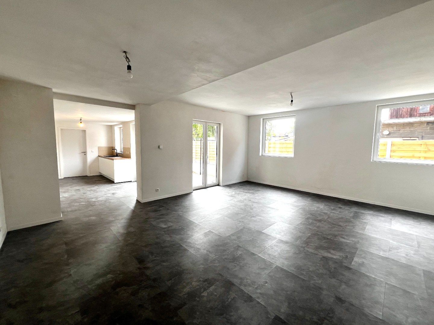 🌞 Energiezuinig en instapklaar appartement te huur in hartje Harelbeke! foto 6
