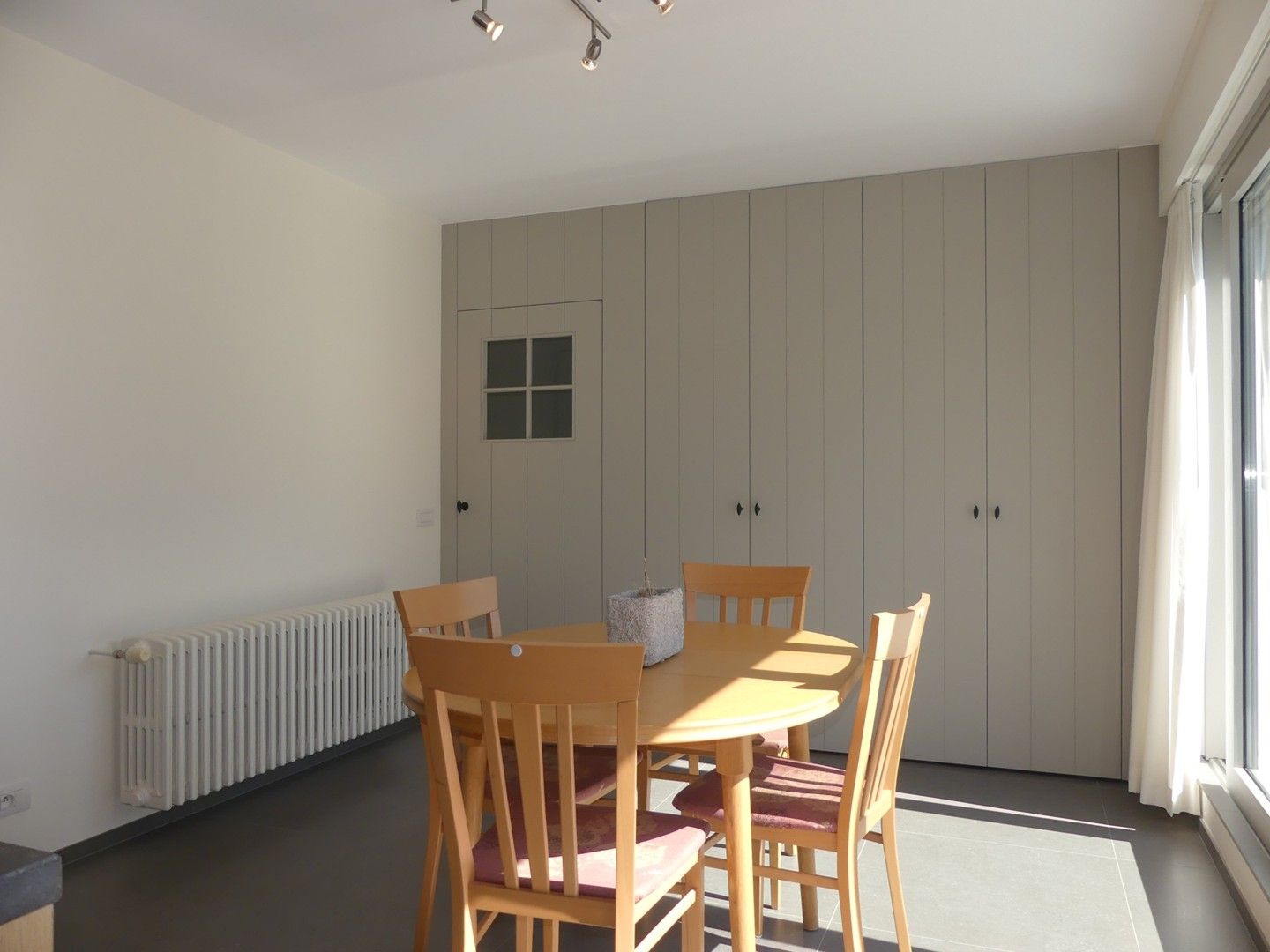 Prachtig afgewerkt appartement met groot en zonnig terras foto 7