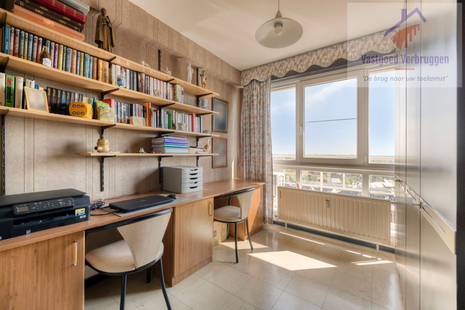 Appartement met panoramisch uitzicht over Aalst foto {{pictureIndex}}
