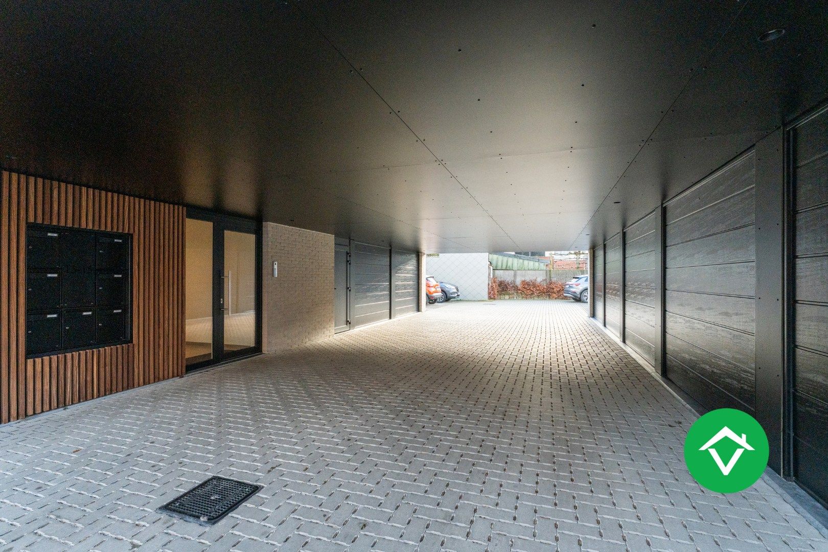 Instapklaar appartement met 2 slaapkamers en volledig ingerichte zolder te Koekelare foto 25