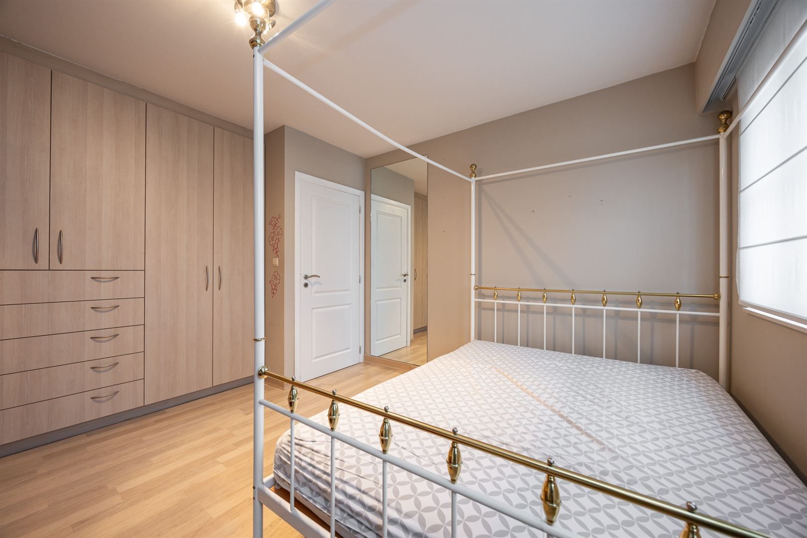 Woning op toplocatie met ruime tuin en zicht op bosgebied. foto 16