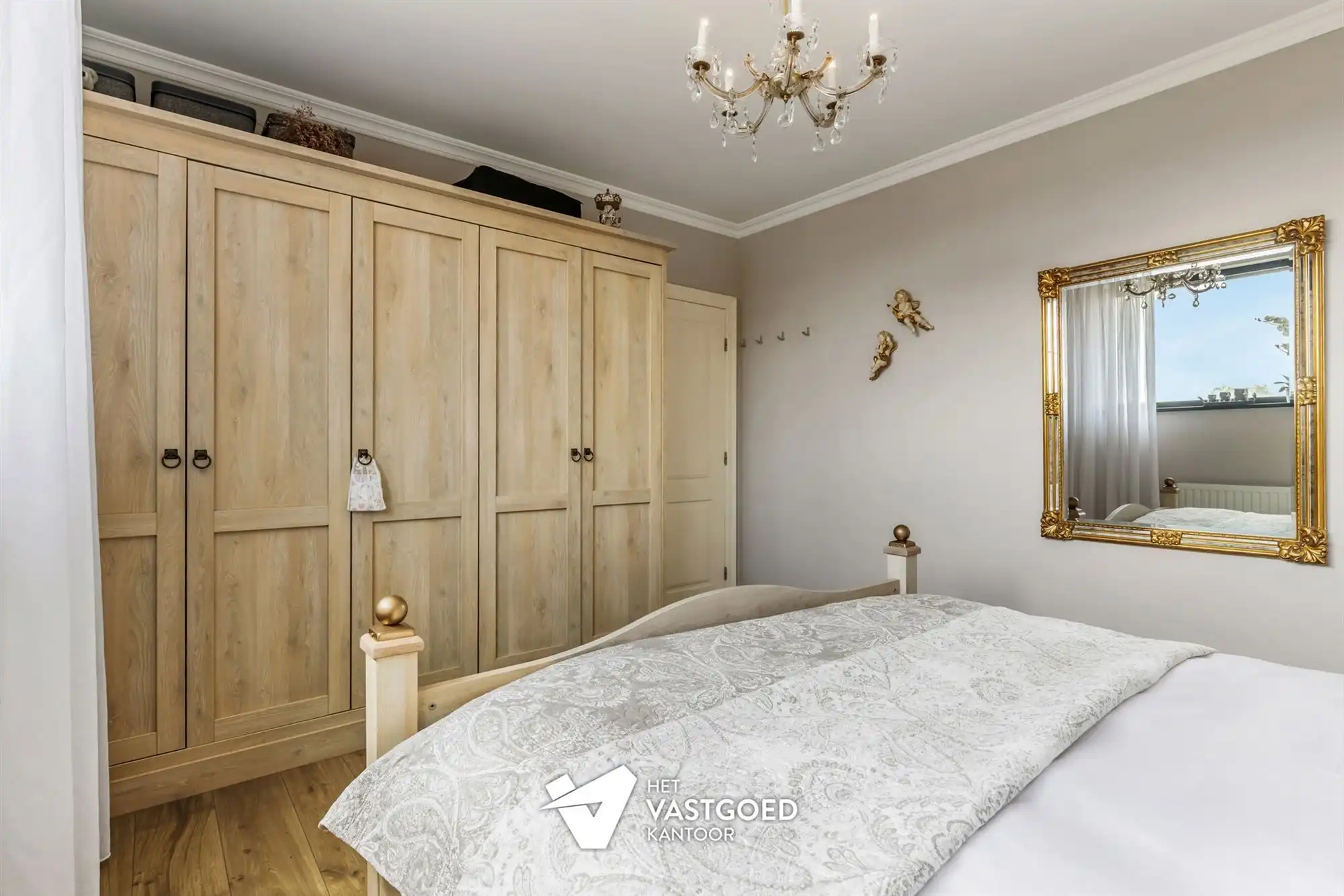 VRIJSTAANDE PENTHOUSE MET 3 SLPKS EN ZEER RUIM TERRAS! foto 16