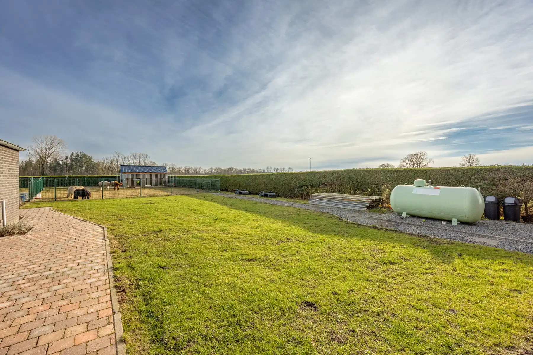 Gerenoveerde vrijstaande woning met 3 slaapkamers op een unieke locatie in Merksplas. foto 22