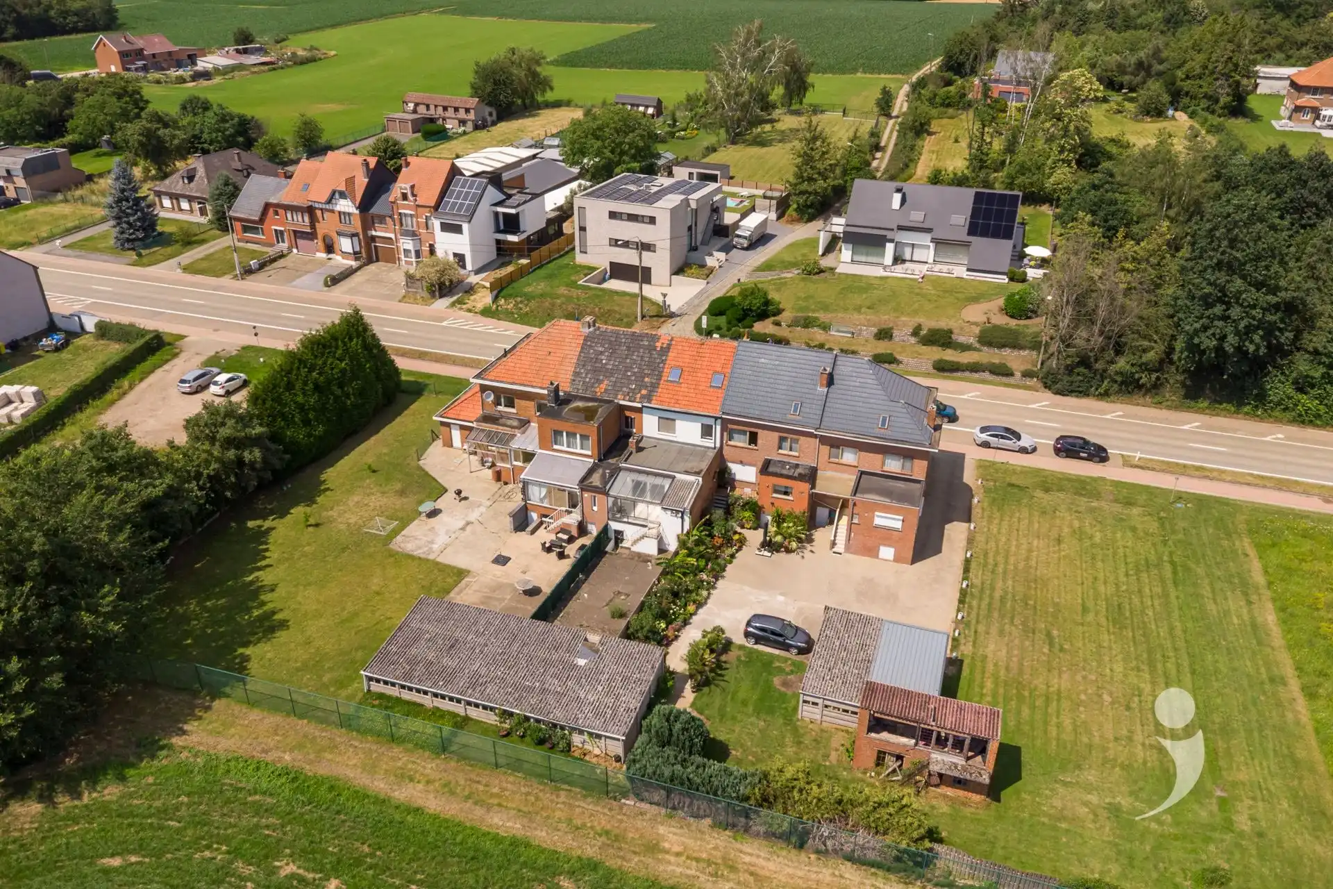 Karaktervolle, volledig gerenoveerde woning met 4 slaapkamers, 2 badkamers en zonnige tuin! foto 29