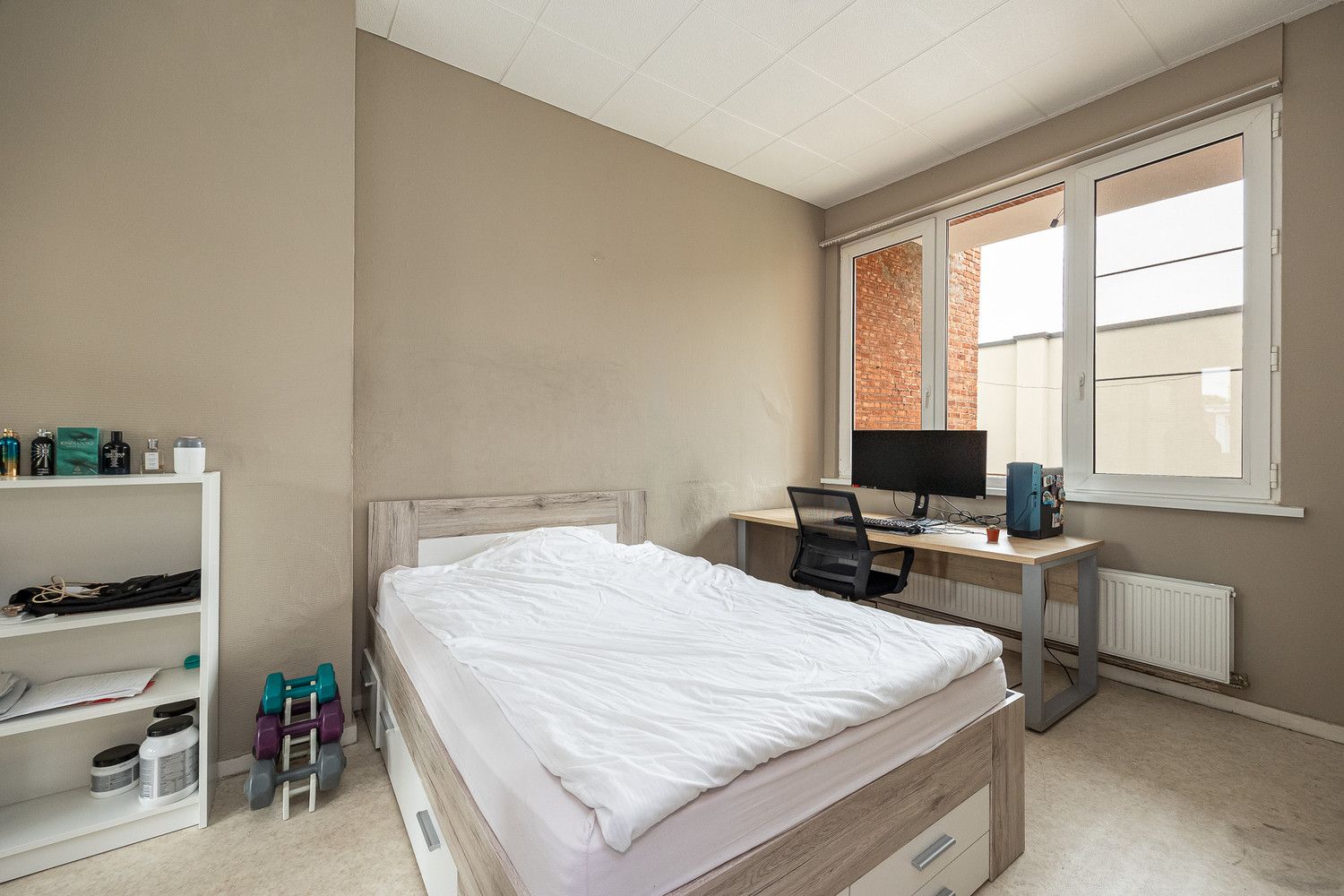 Goed gelegen 4-slk woning met tuin foto 14