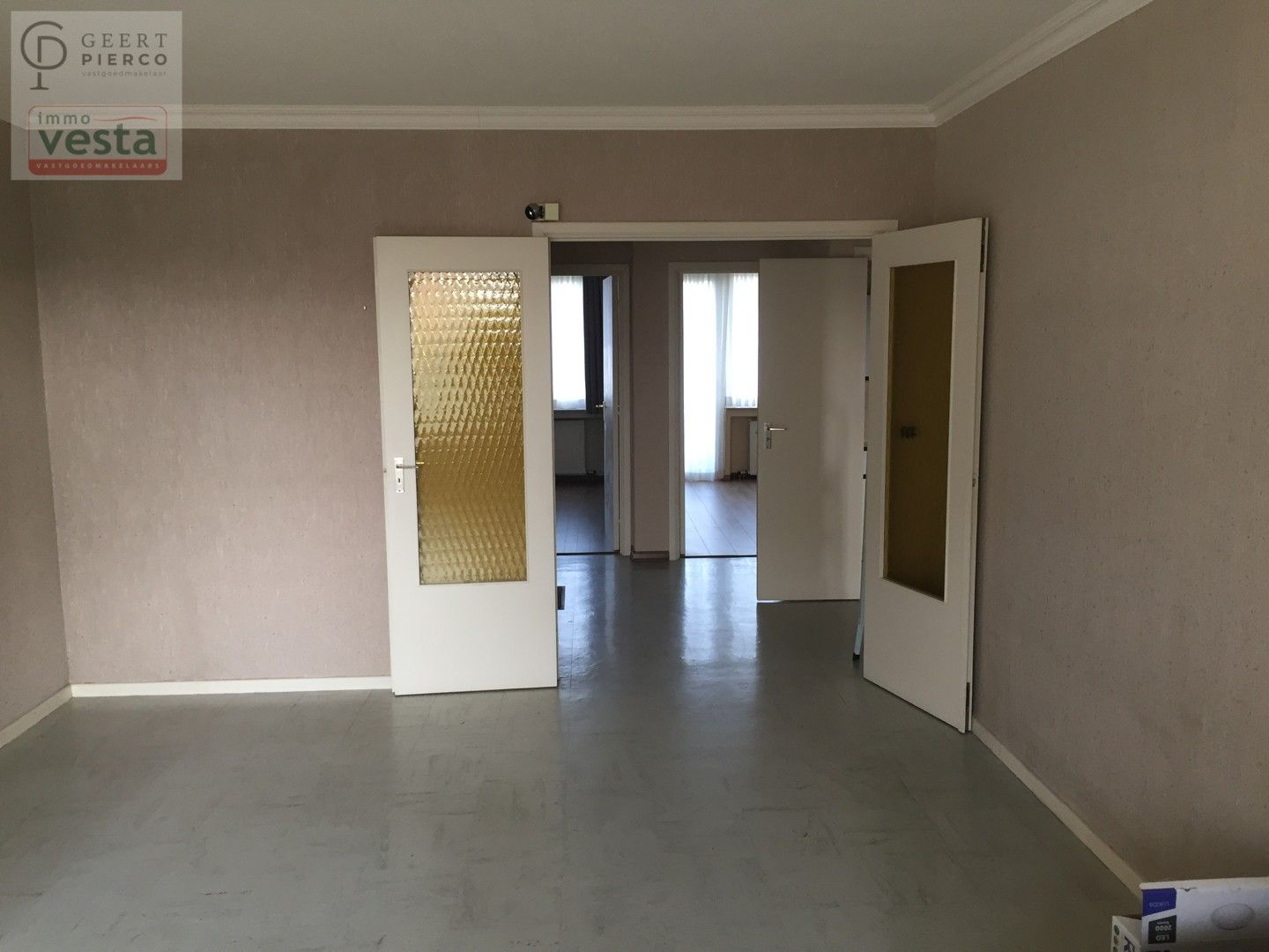 Gezellig appartement gelegen in het commercieel centrum van Landen foto 3