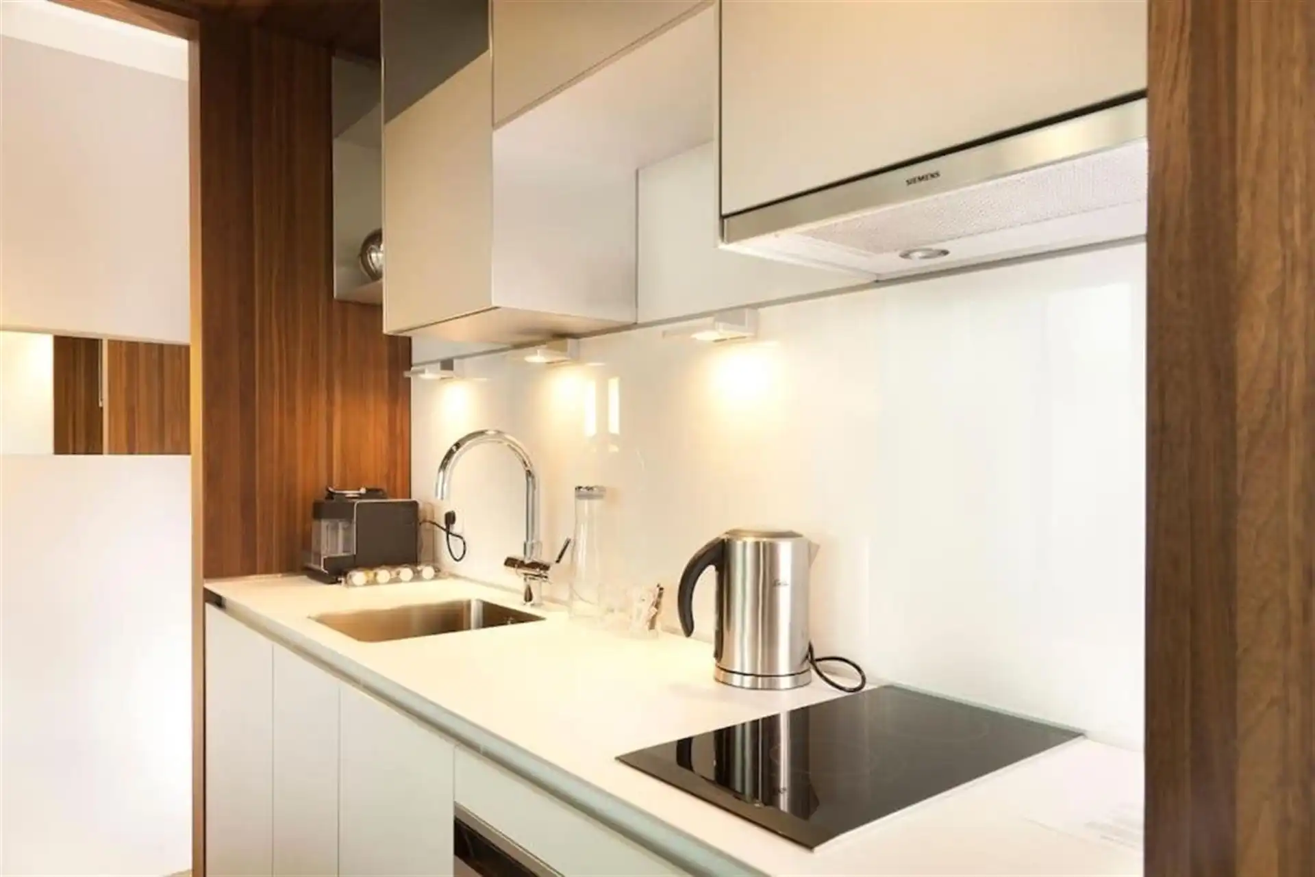 Uitzonderlijk herenhuis met wellness in hartje Mechelen foto 11