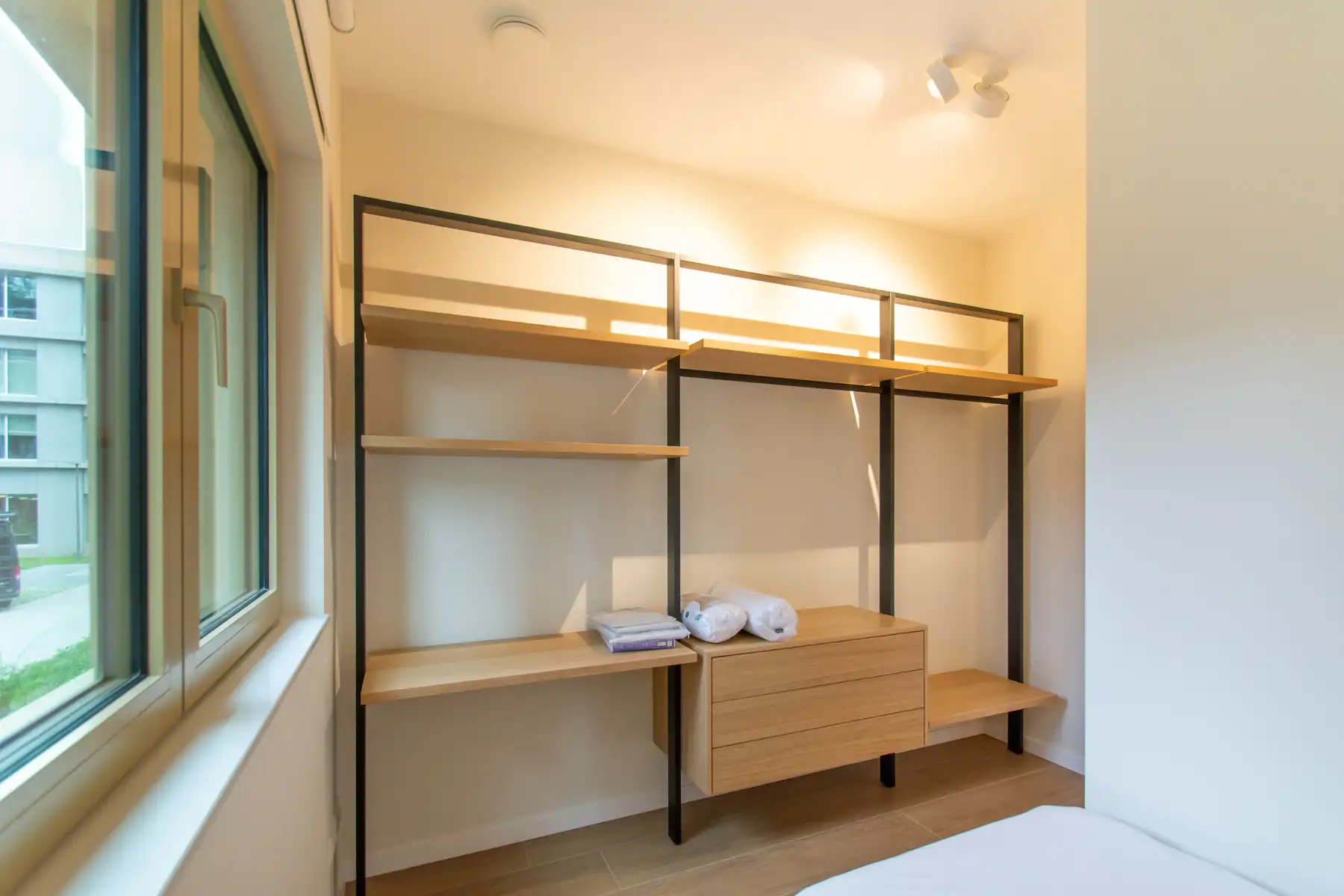 Prachtig gemeubeld 3 kamer appartement met mooi terras foto 8