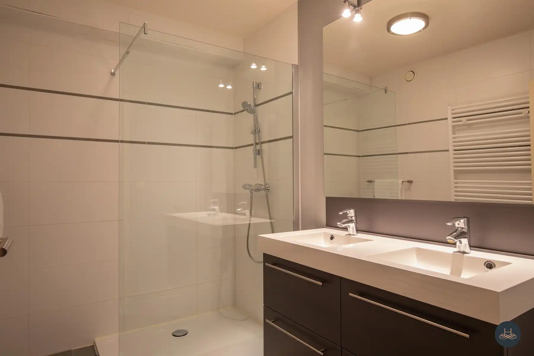 Gezellig appartement met groot terras foto 13