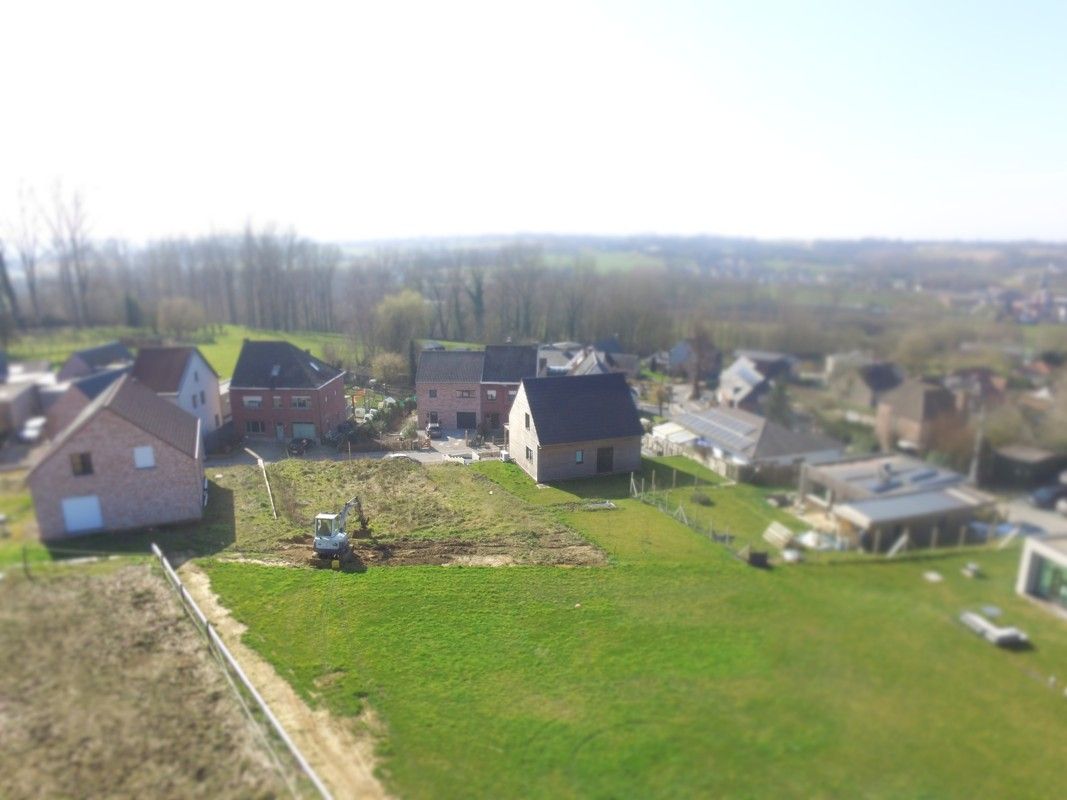 Bouwgrond voor open bebouwing te Michelbeke! foto 2