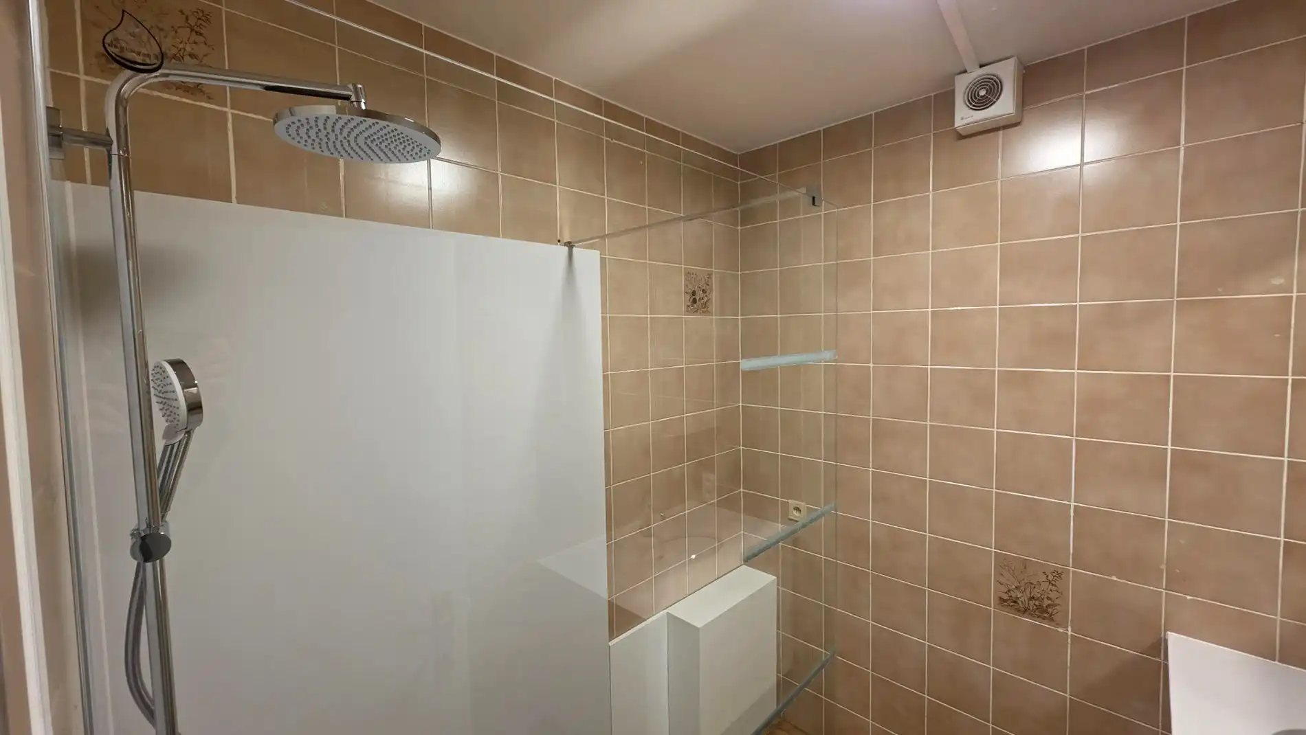 Appartement op het 2de vd in het centrum van Heist-o/d-Berg  foto 7