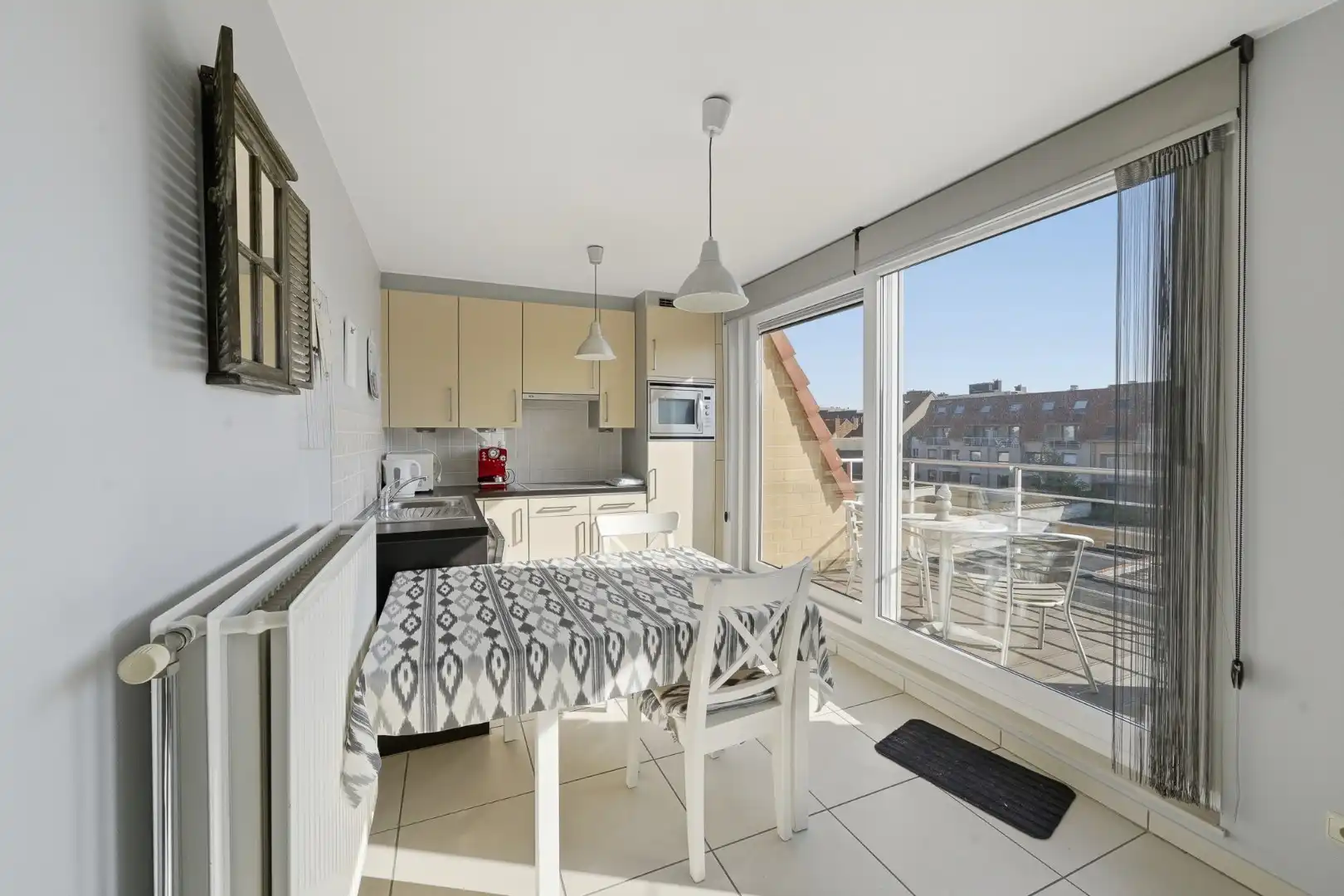 Instapklaar duplexappartement met open zicht en terras in Bredene foto 6