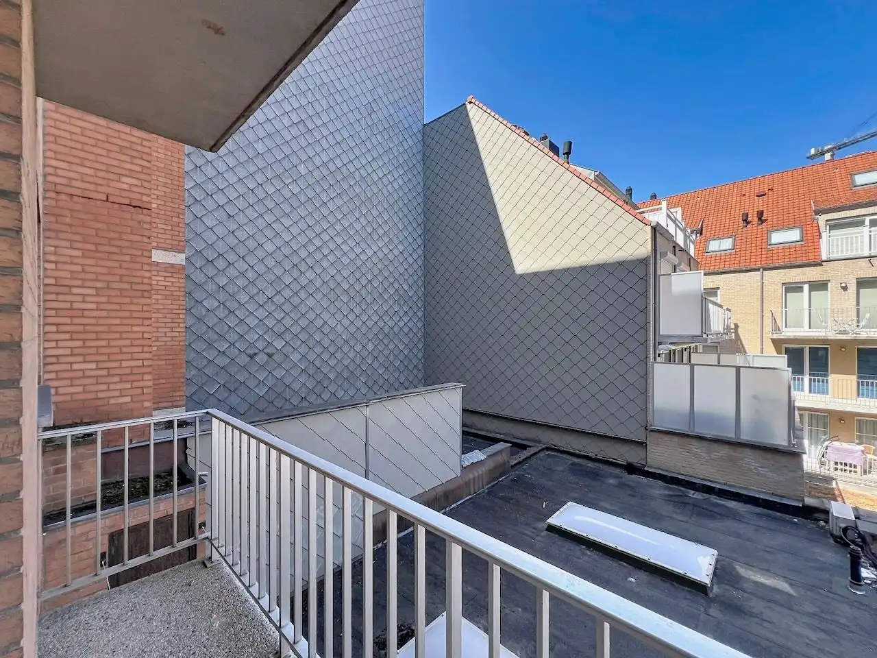 Tweede verblijf l gemeubeld twee slaapkamer appartement, gelegen op de Graaf d'Ursellaan. foto 22