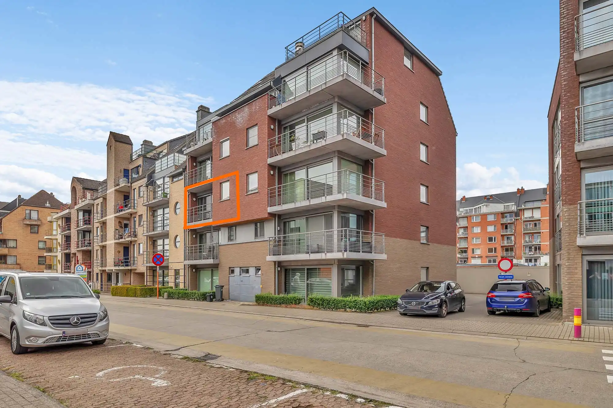 2-slaapkamer appartement in het hartje van Ninove foto {{pictureIndex}}