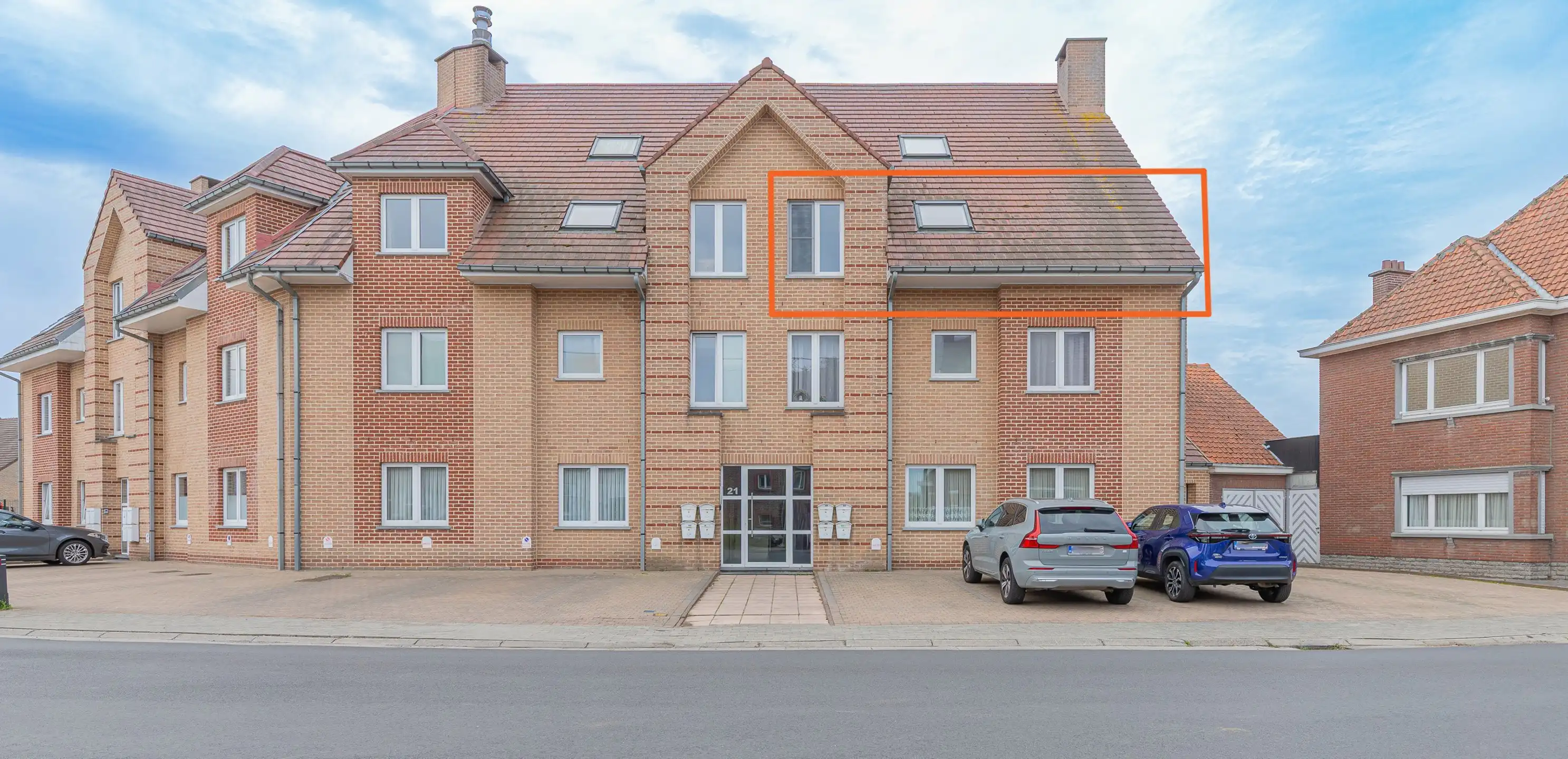 HAALTERT - Instapklaar en lichtrijk appartement  foto {{pictureIndex}}