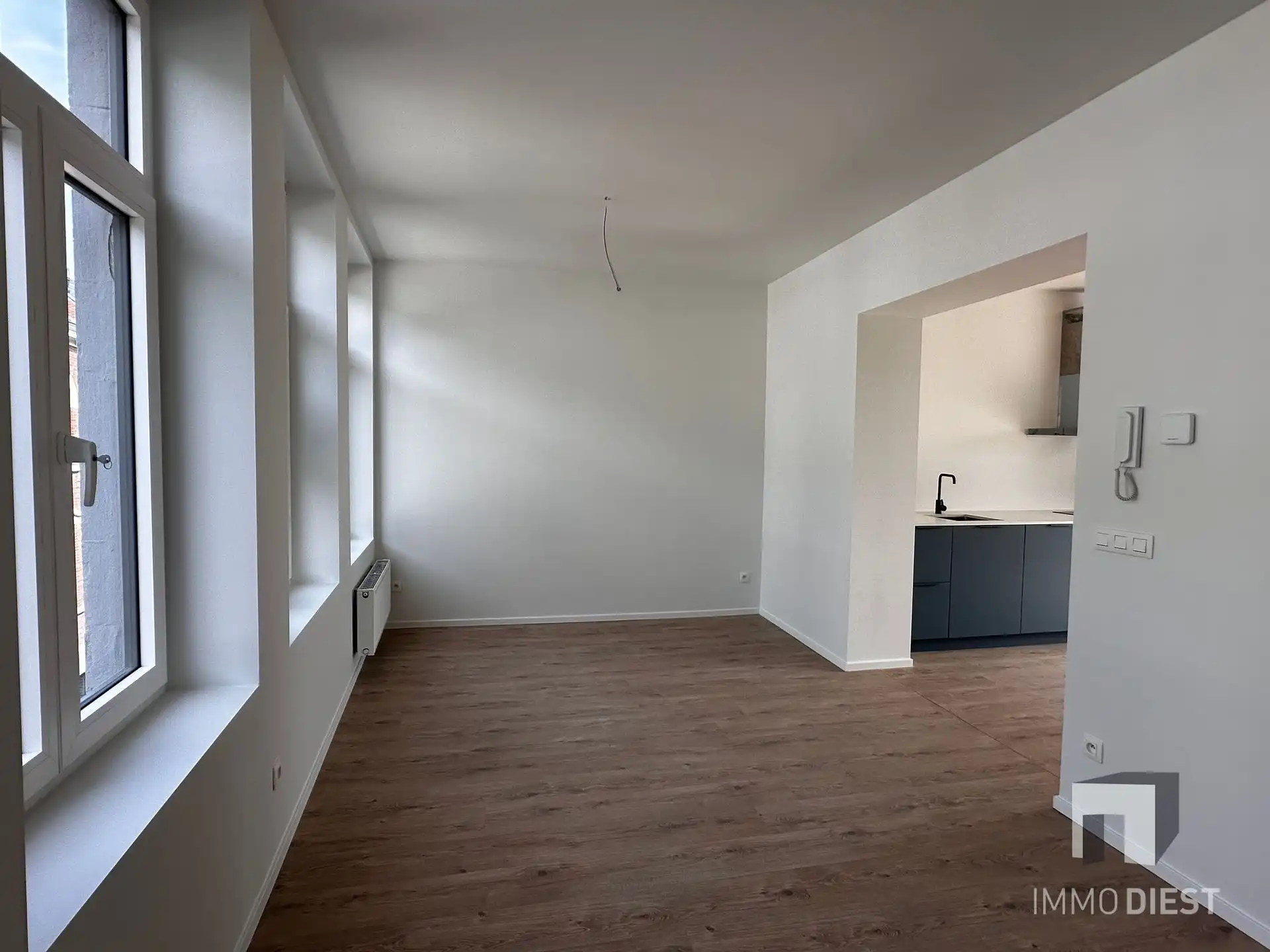 Knap appartement met terras en 2 slpks - centrum Diest - veel lichtinval foto 6