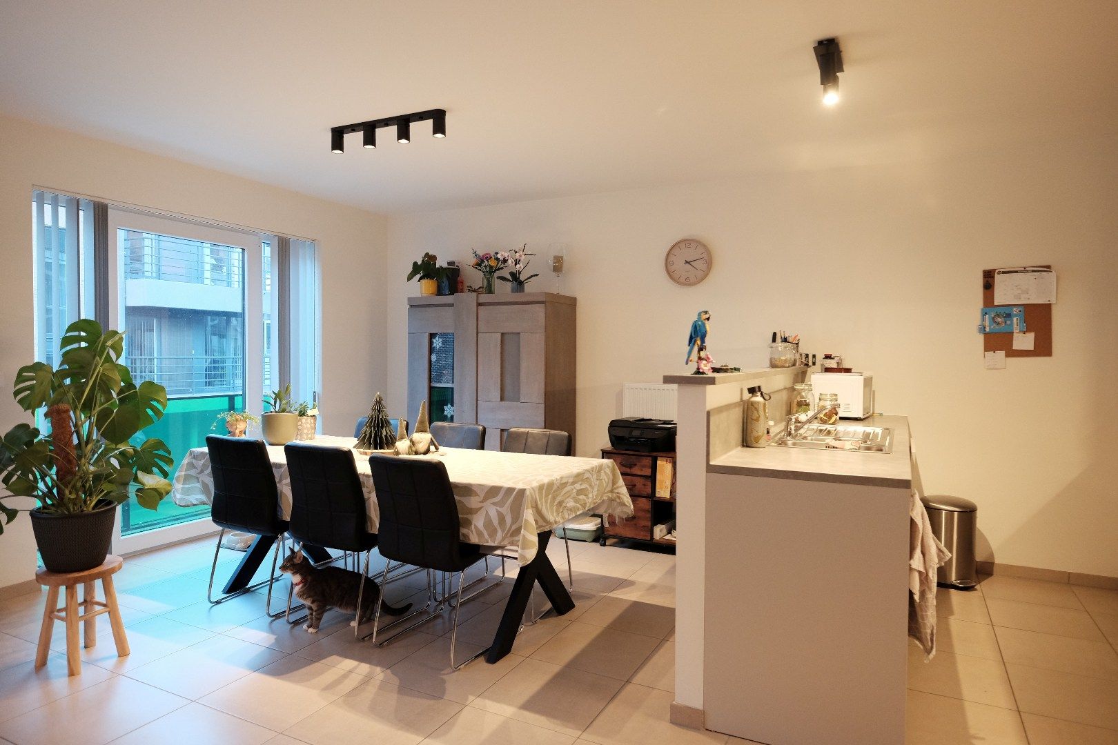 Recent appartement eerste verdieping  in centrum foto 5