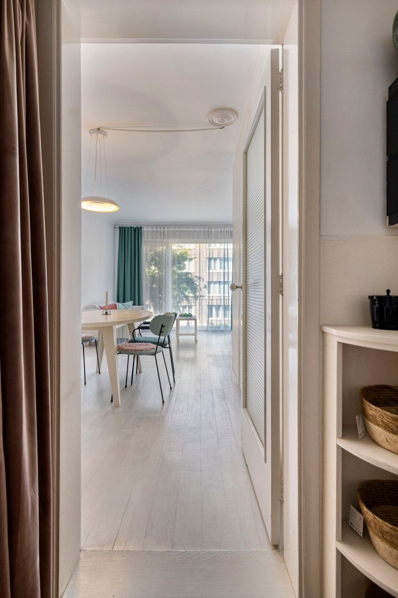 Charmante studio met aparte ingemaakte slaaphoek. foto 4