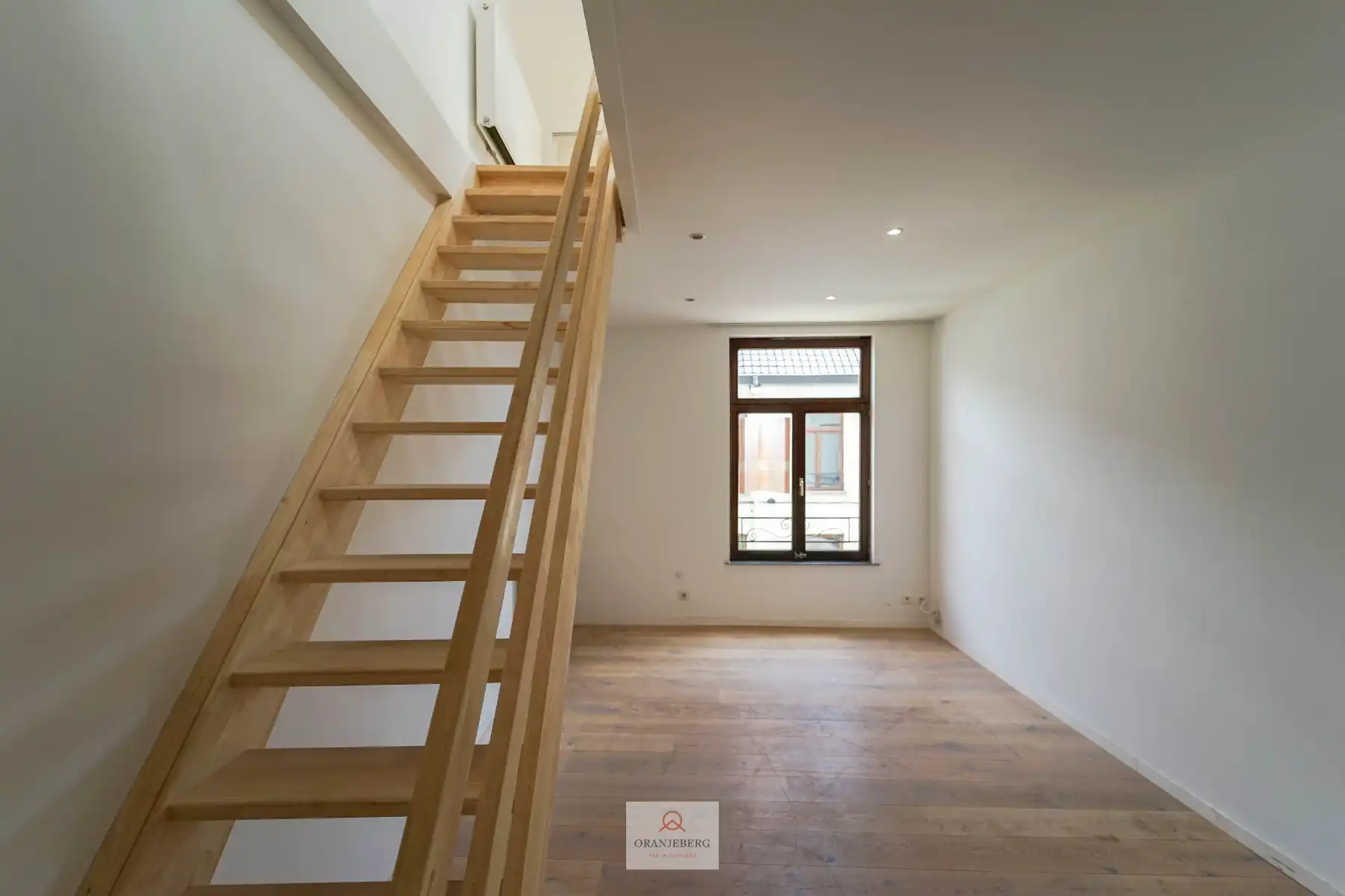 Charmante citéwoning nabij Coupure foto 15