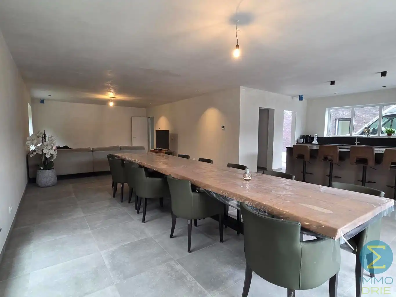 Hoogwaardig afgewerkte nieuwbouwwoning nabij het centrum. foto 6