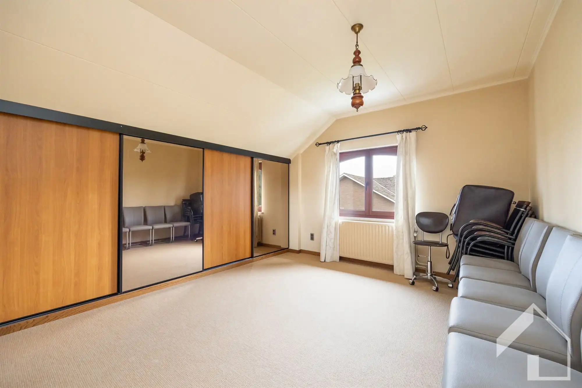 Ruime verzorgde woning in een rustige buurt  foto 33