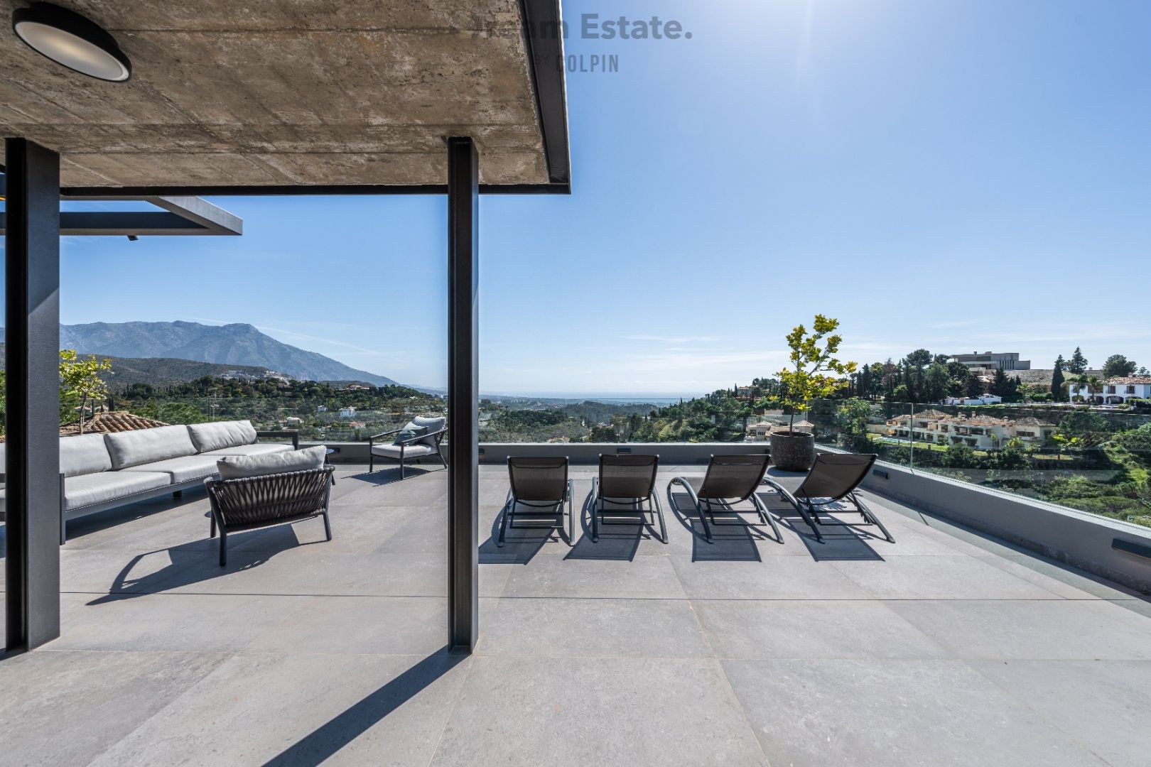 Nieuwe moderne villa op een heuvel met alle luxe voorzieningen te El Madoñal, Benahavis foto 14