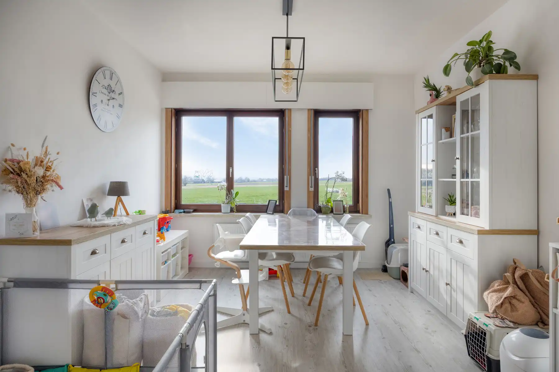 Instapklare woning op topligging foto 7