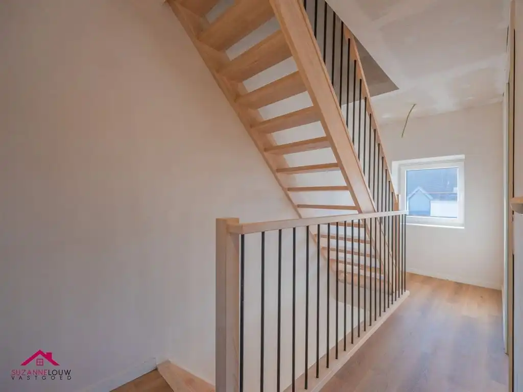 Instapklare gezinswoning, volledig gerenoveerd foto 27